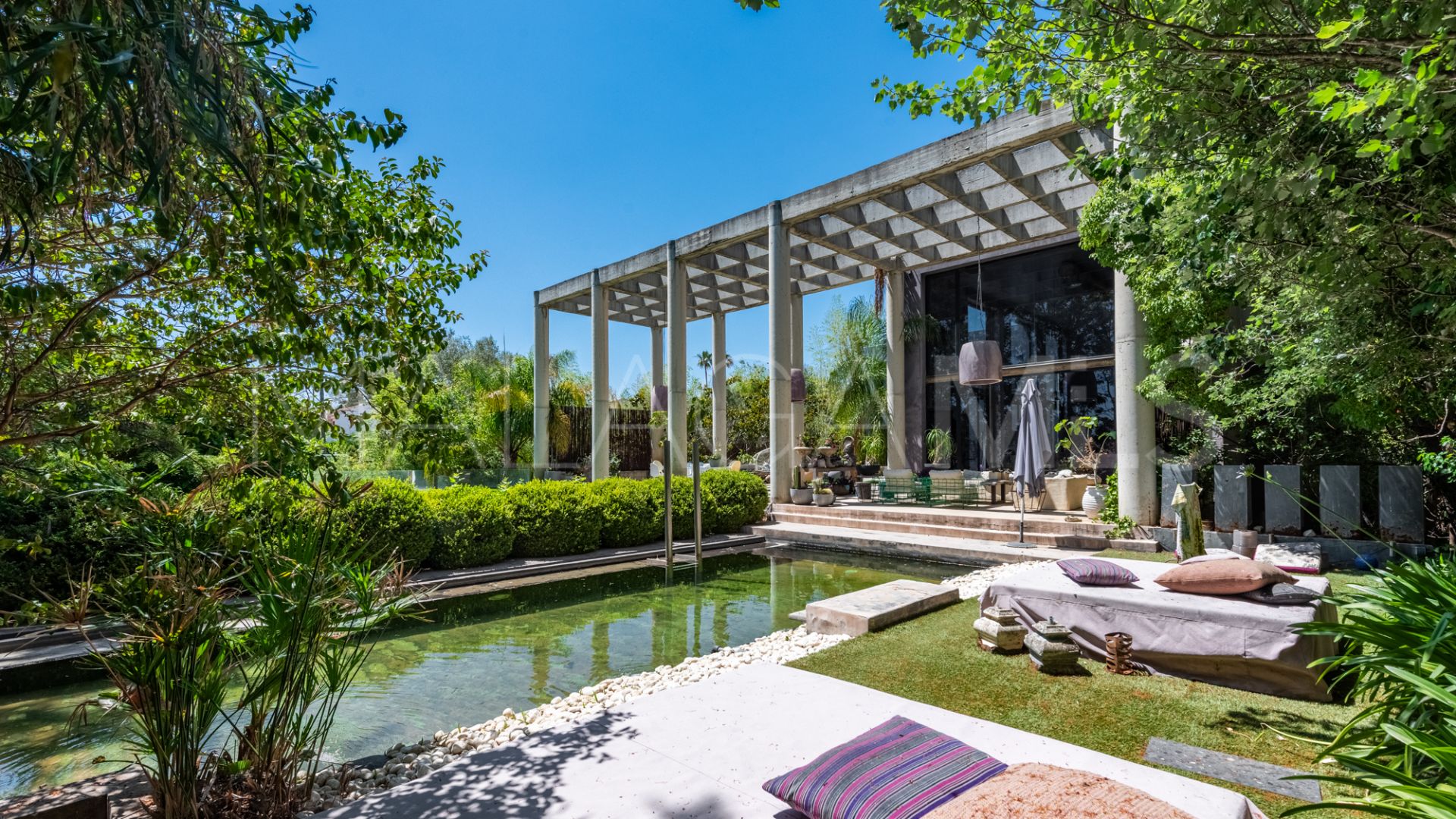 Villa for sale in Nueva Atalaya