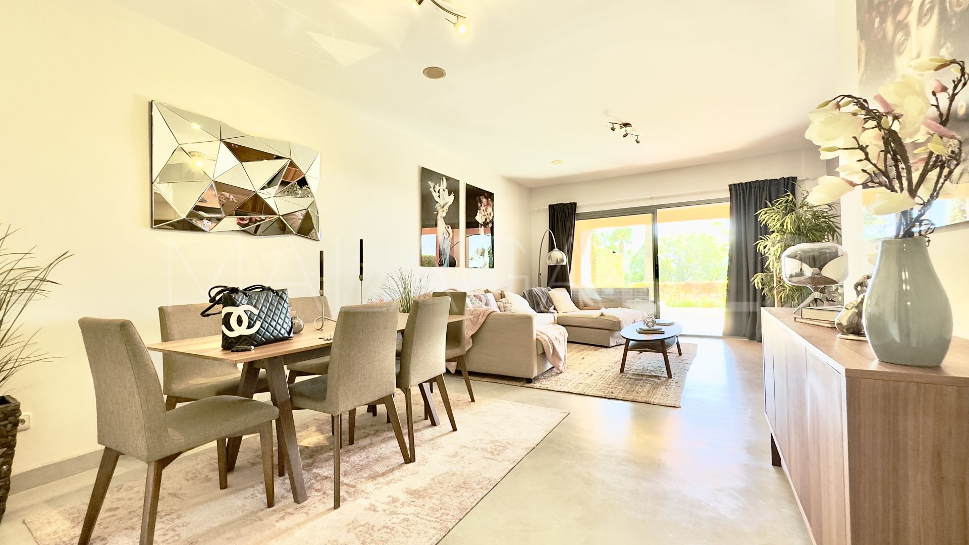 Lägenhet for sale in Royal Flamingos