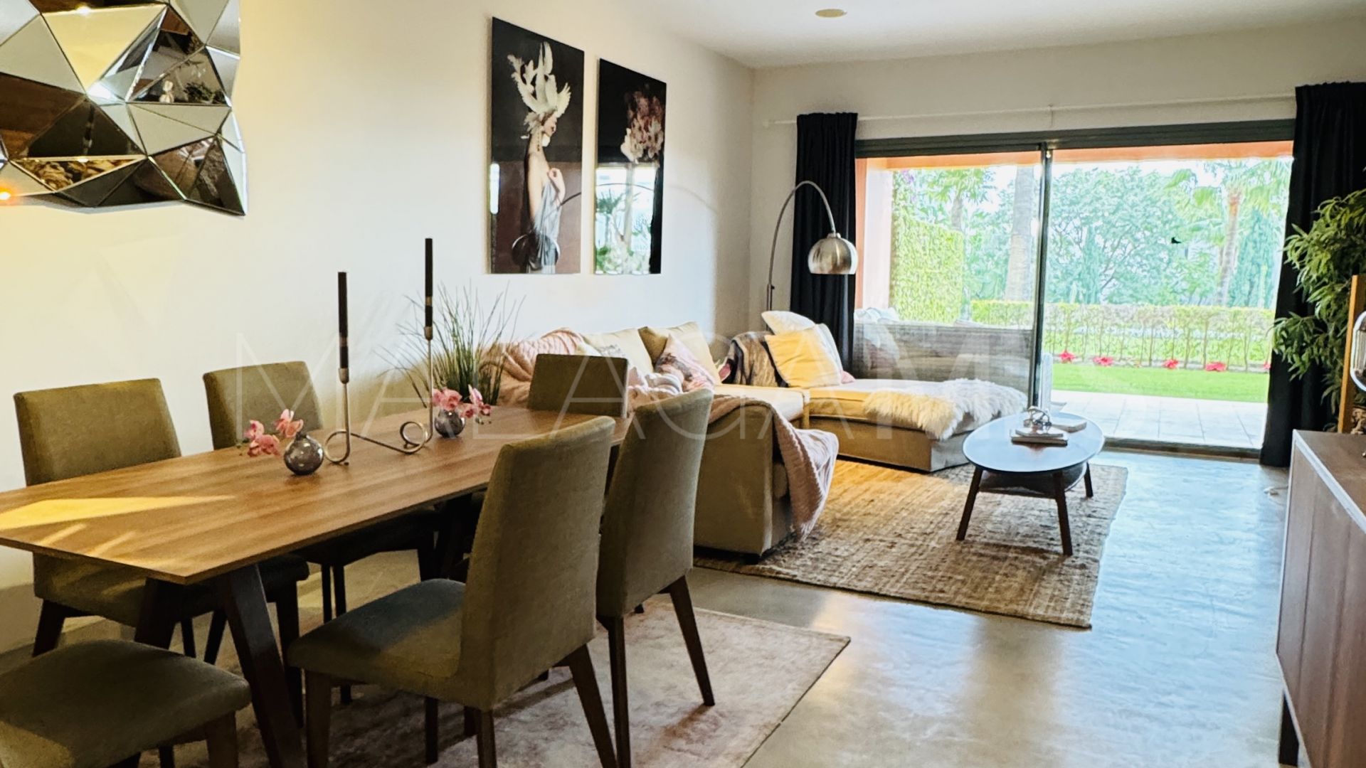 Lägenhet for sale in Royal Flamingos