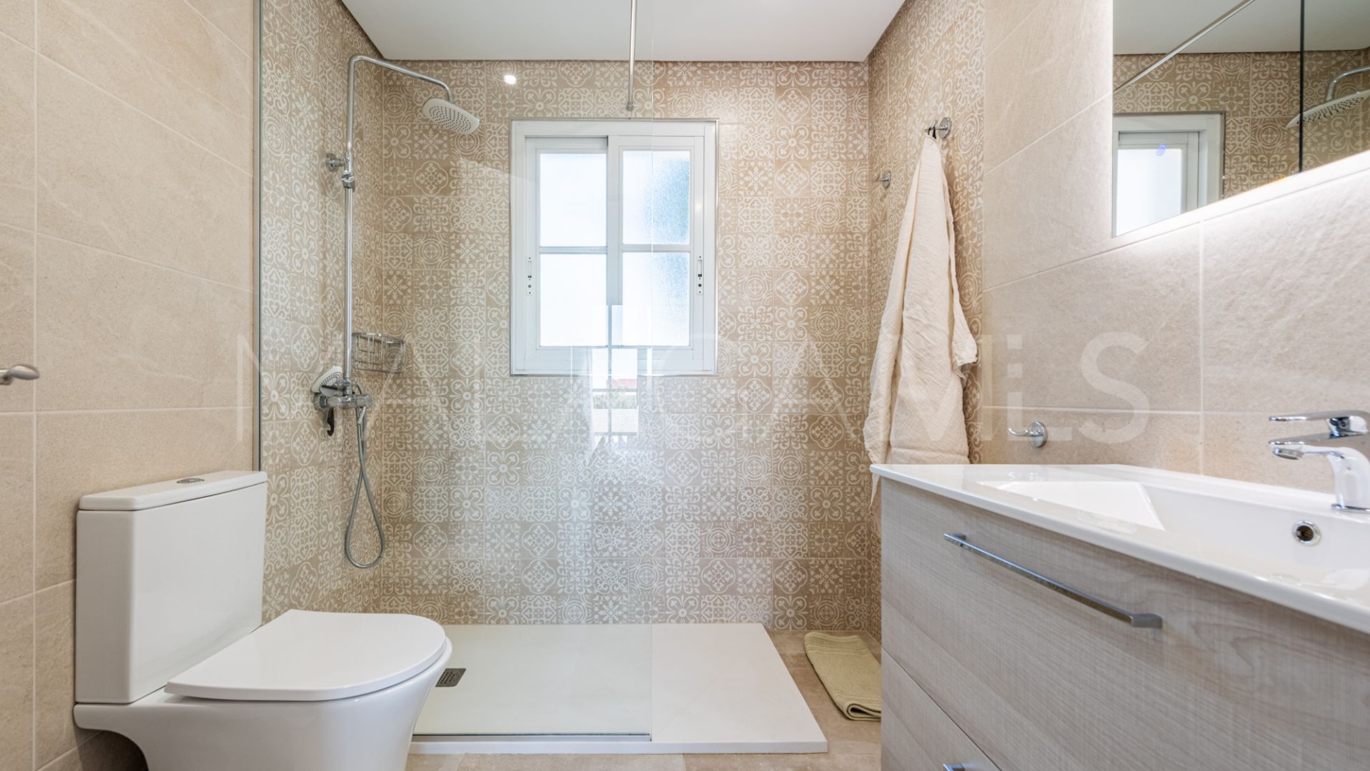 Adosado with 4 bedrooms a la venta in Coto de La Serena