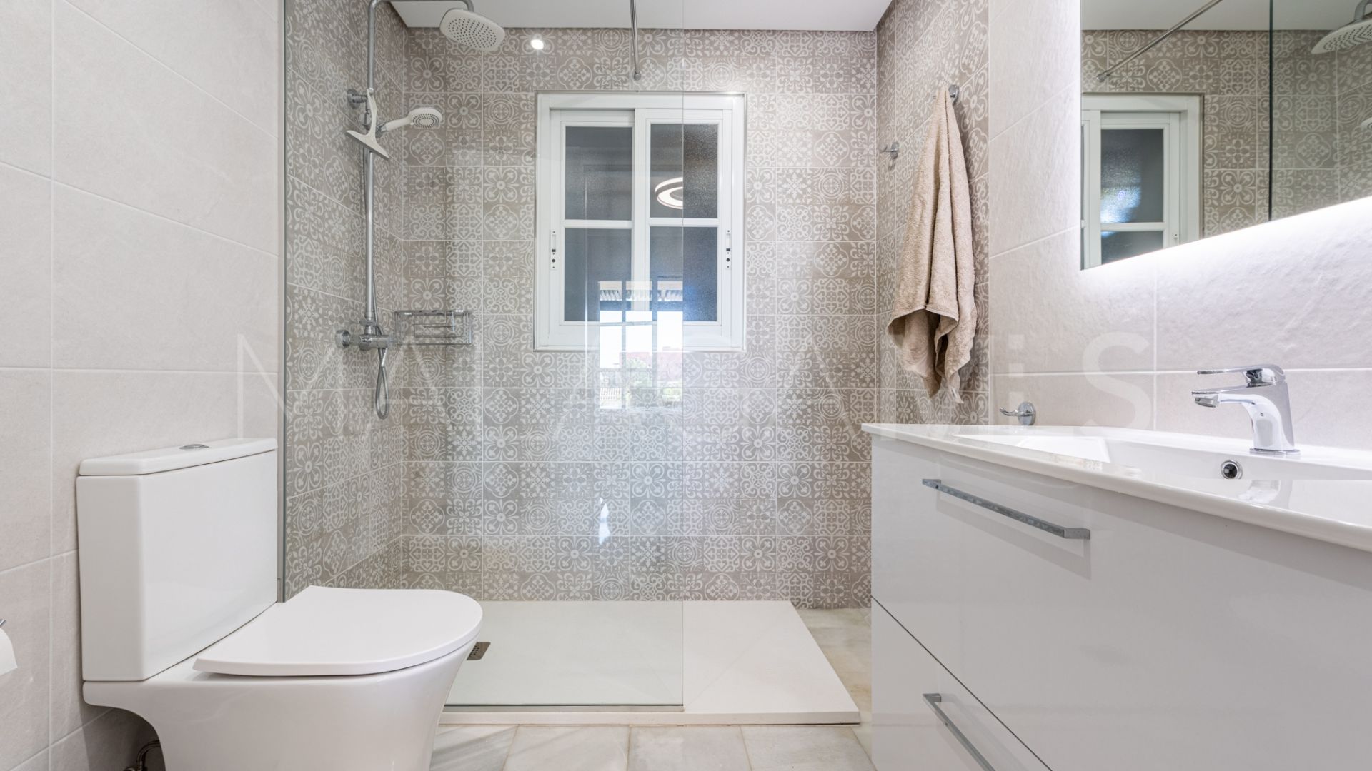 Adosado with 4 bedrooms a la venta in Coto de La Serena