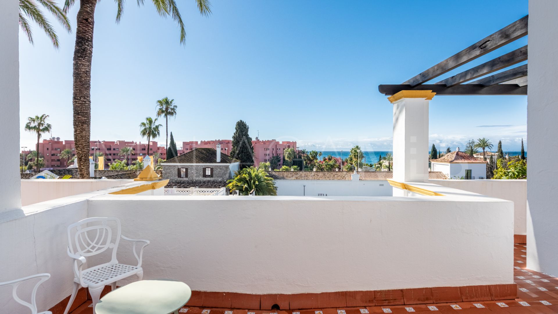 Adosado with 4 bedrooms a la venta in Coto de La Serena