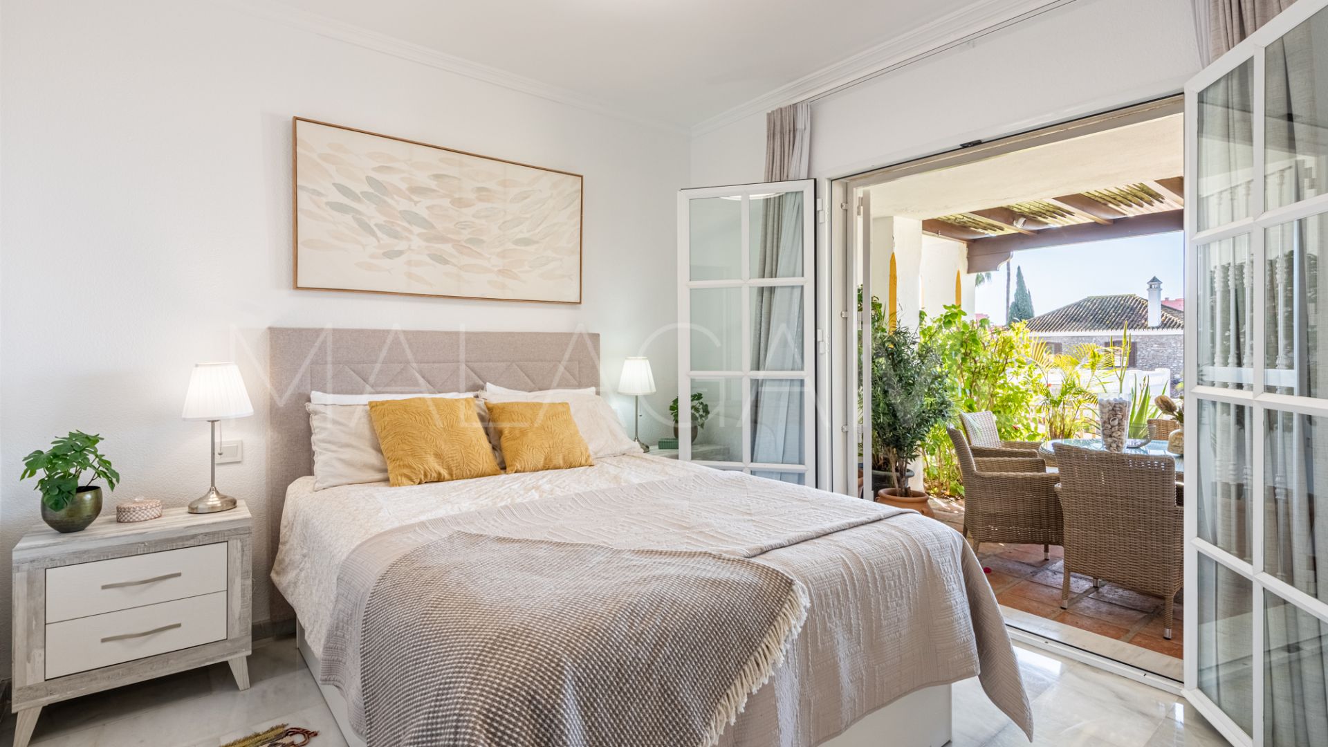 Adosado with 4 bedrooms a la venta in Coto de La Serena