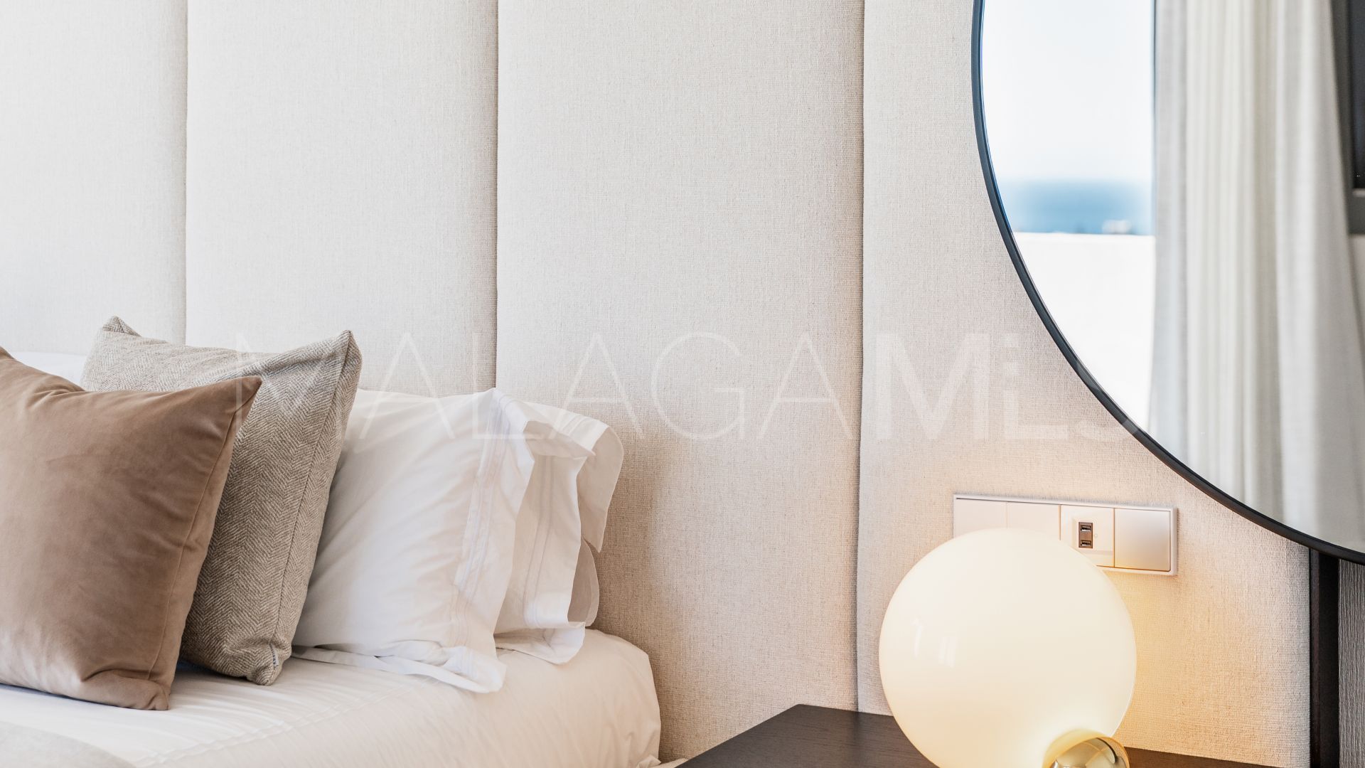 5 bedrooms Selwo villa for sale