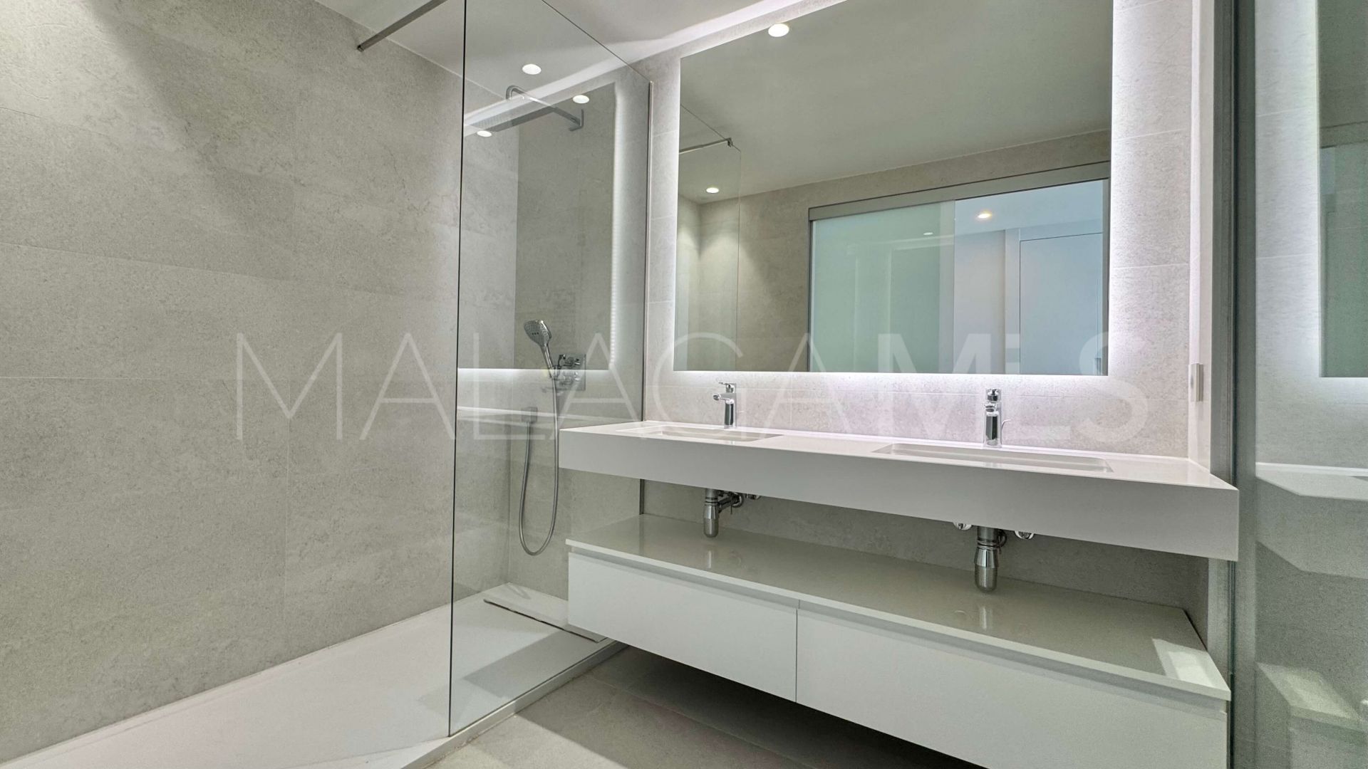 Lägenhet for sale in Selwo