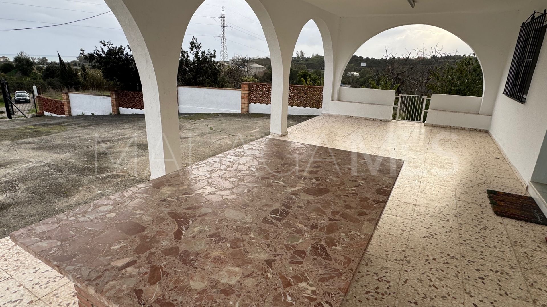 Villa for sale in Guadalmansa