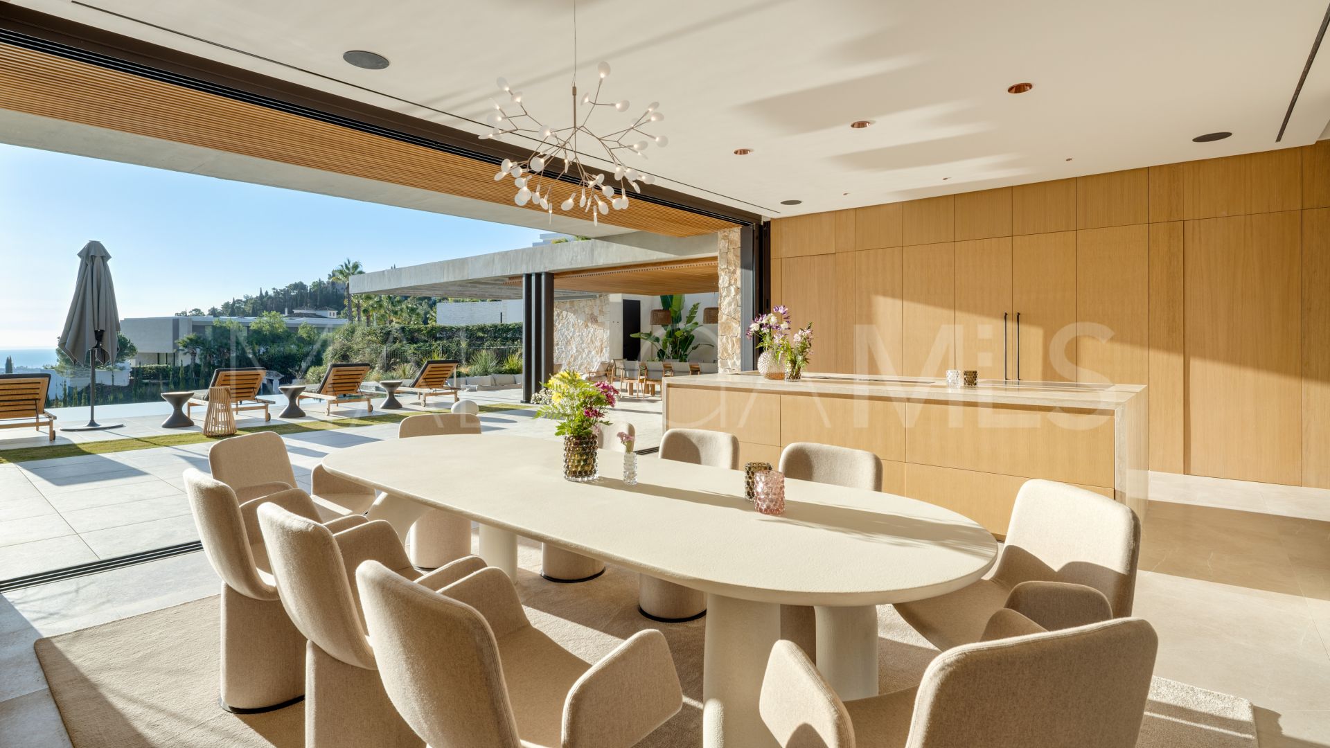 Villa for sale in El Madroñal