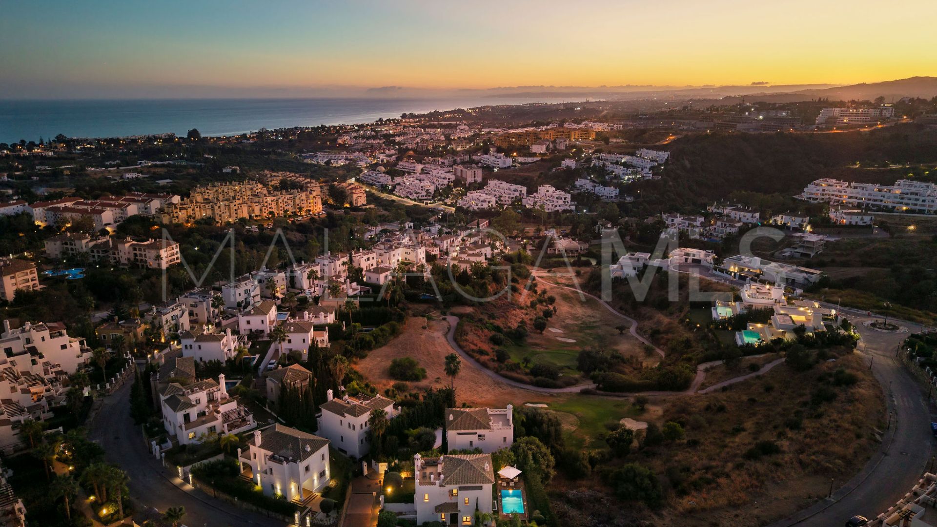 Villa for sale in La Resina Golf