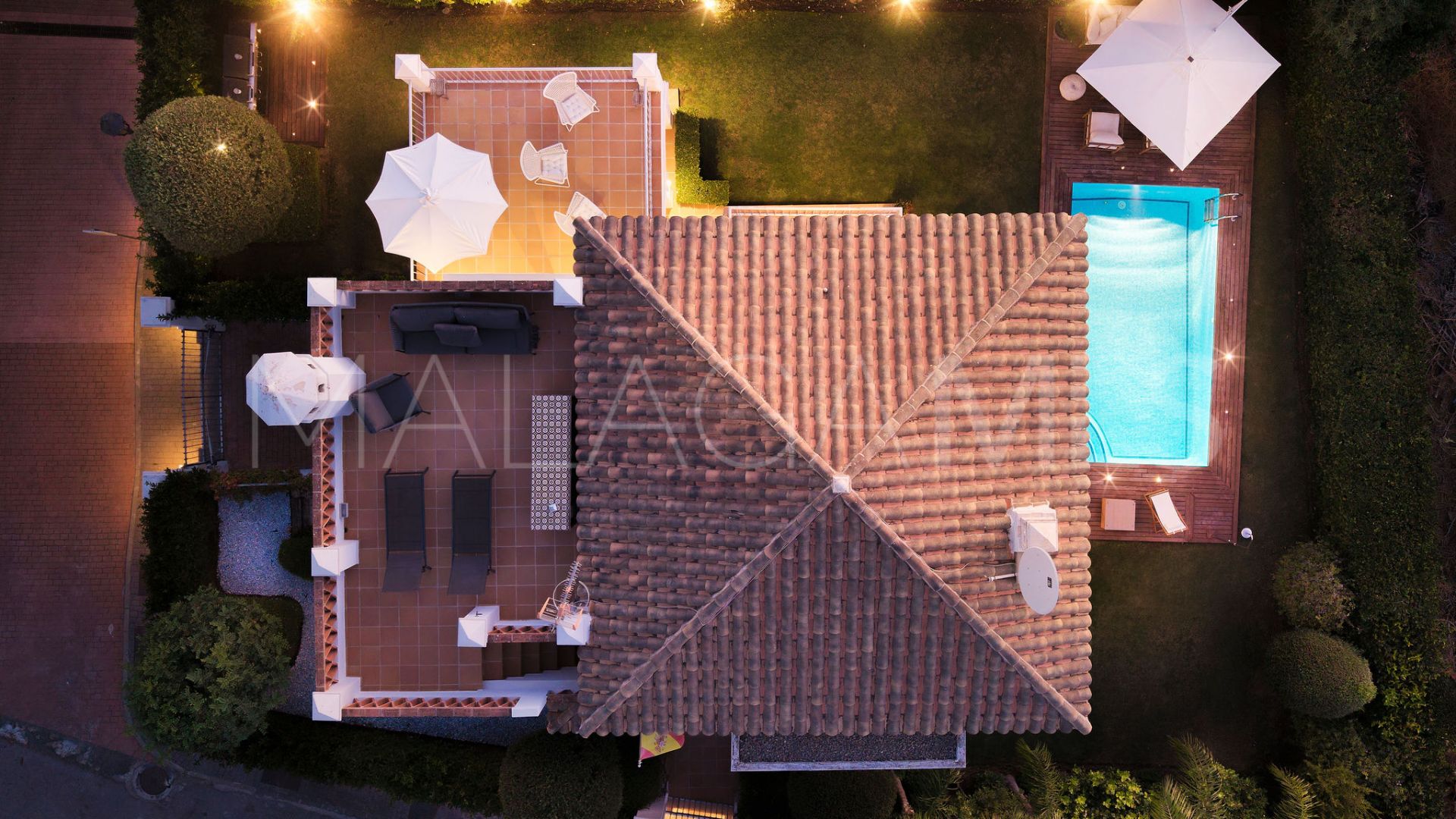 Villa for sale in La Resina Golf