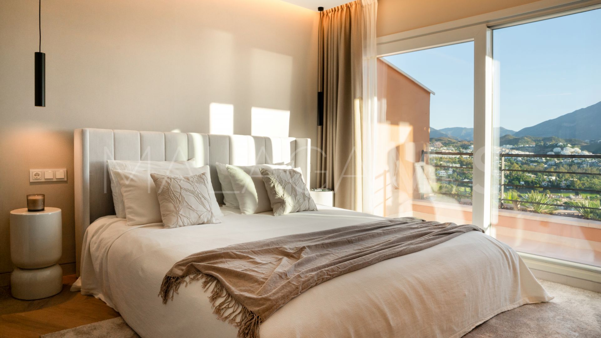 Penthouse for sale in Magna Marbella