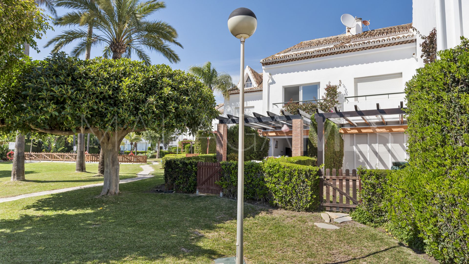 Se vende adosado in Estepona Playa