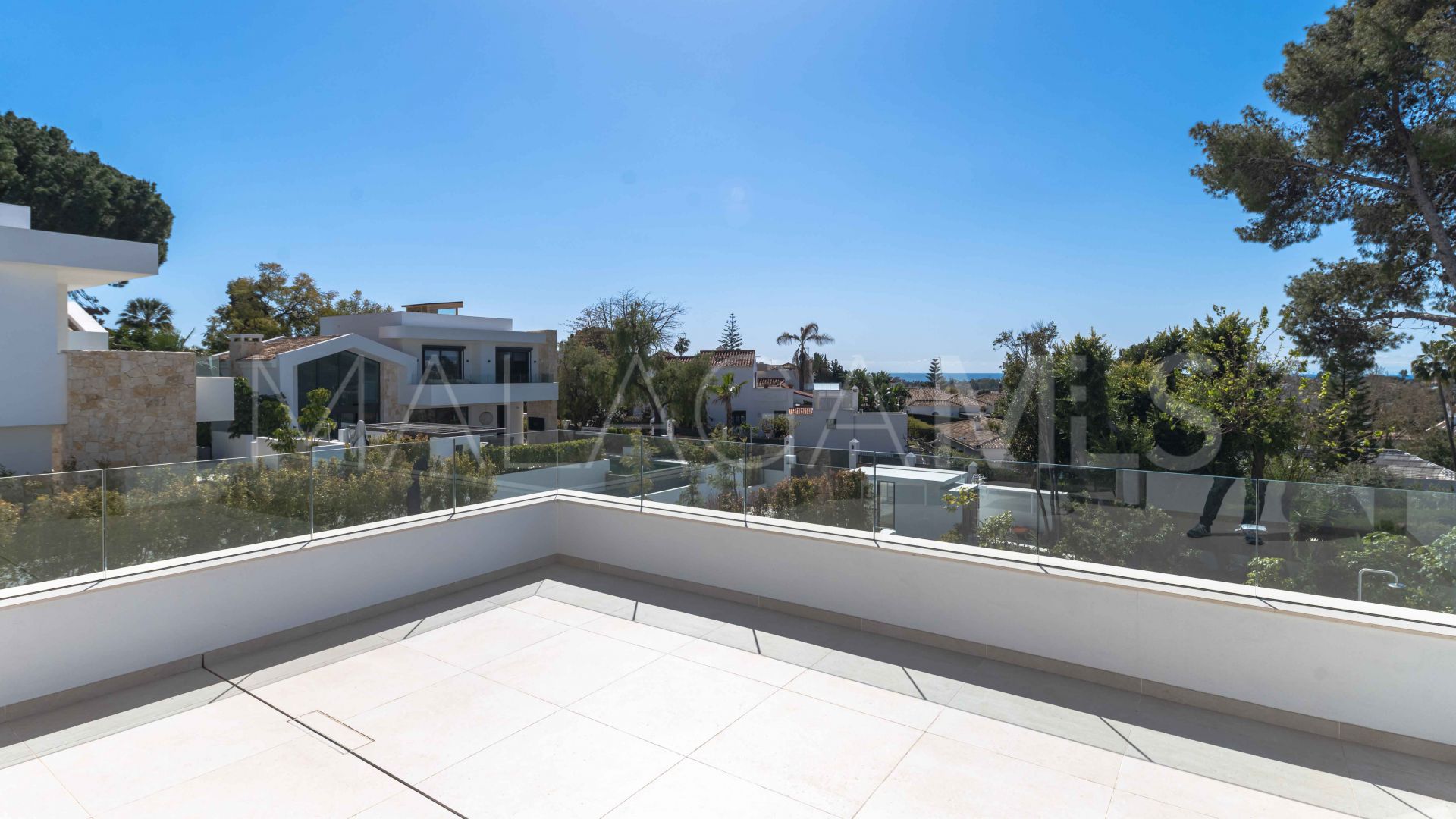 For sale villa with 5 bedrooms in San Pedro de Alcantara