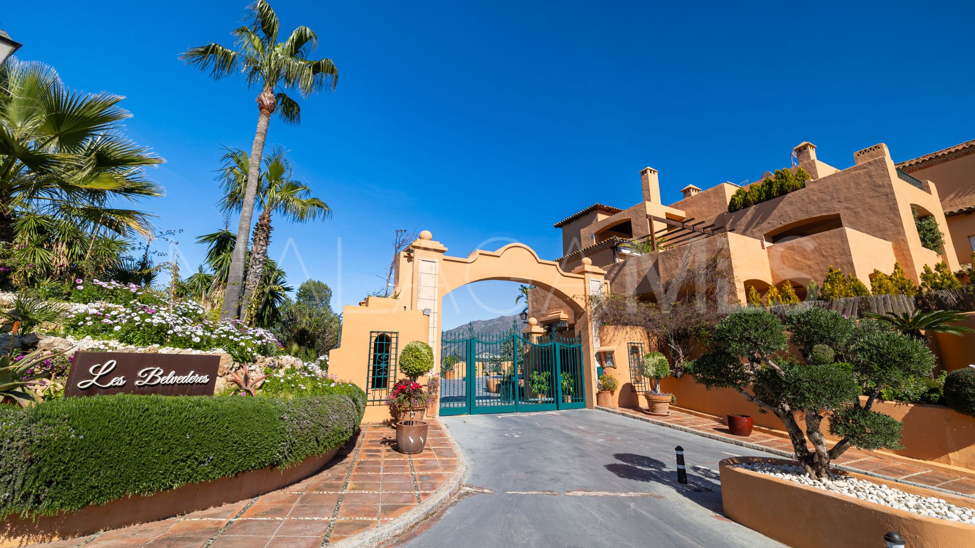 Lägenhet for sale in Les Belvederes