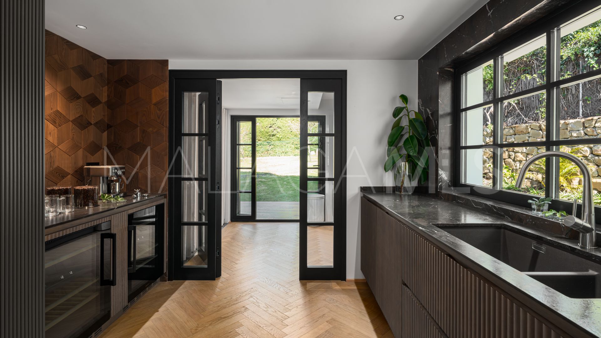 Villa for sale in Supermanzana H