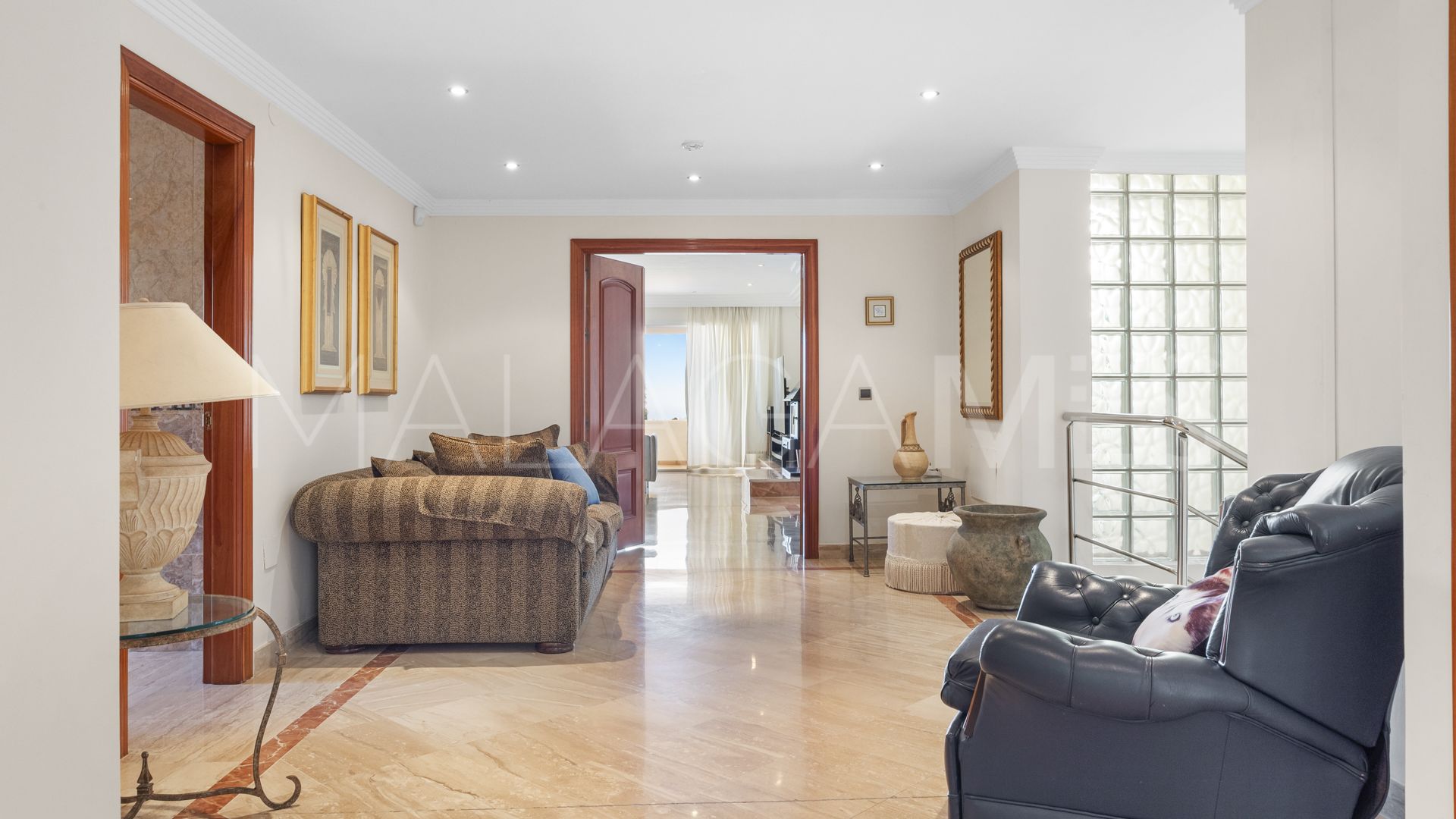 Villa for sale in Puerto del Almendro