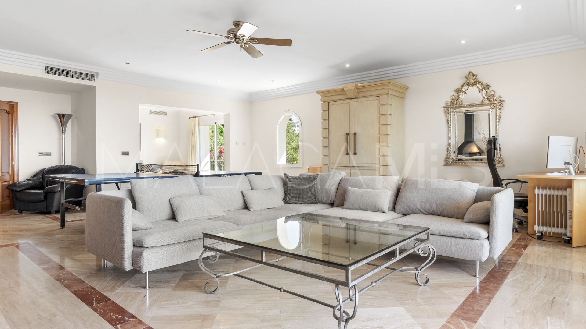 Villa for sale in Puerto del Almendro