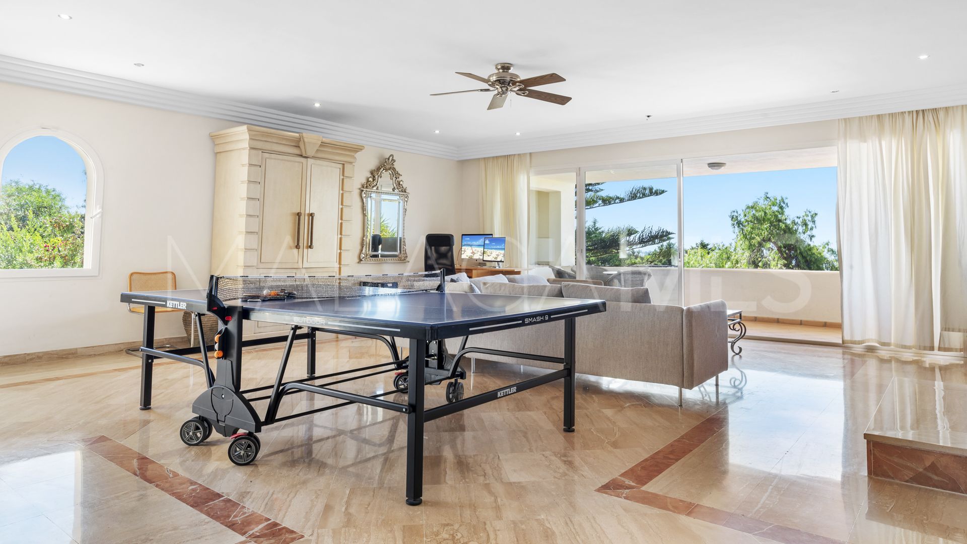 Villa for sale in Puerto del Almendro