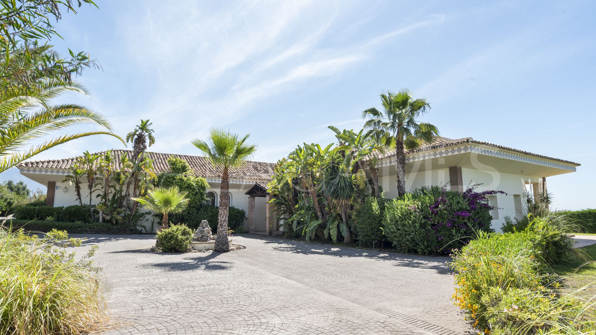 Villa for sale in Puerto del Almendro
