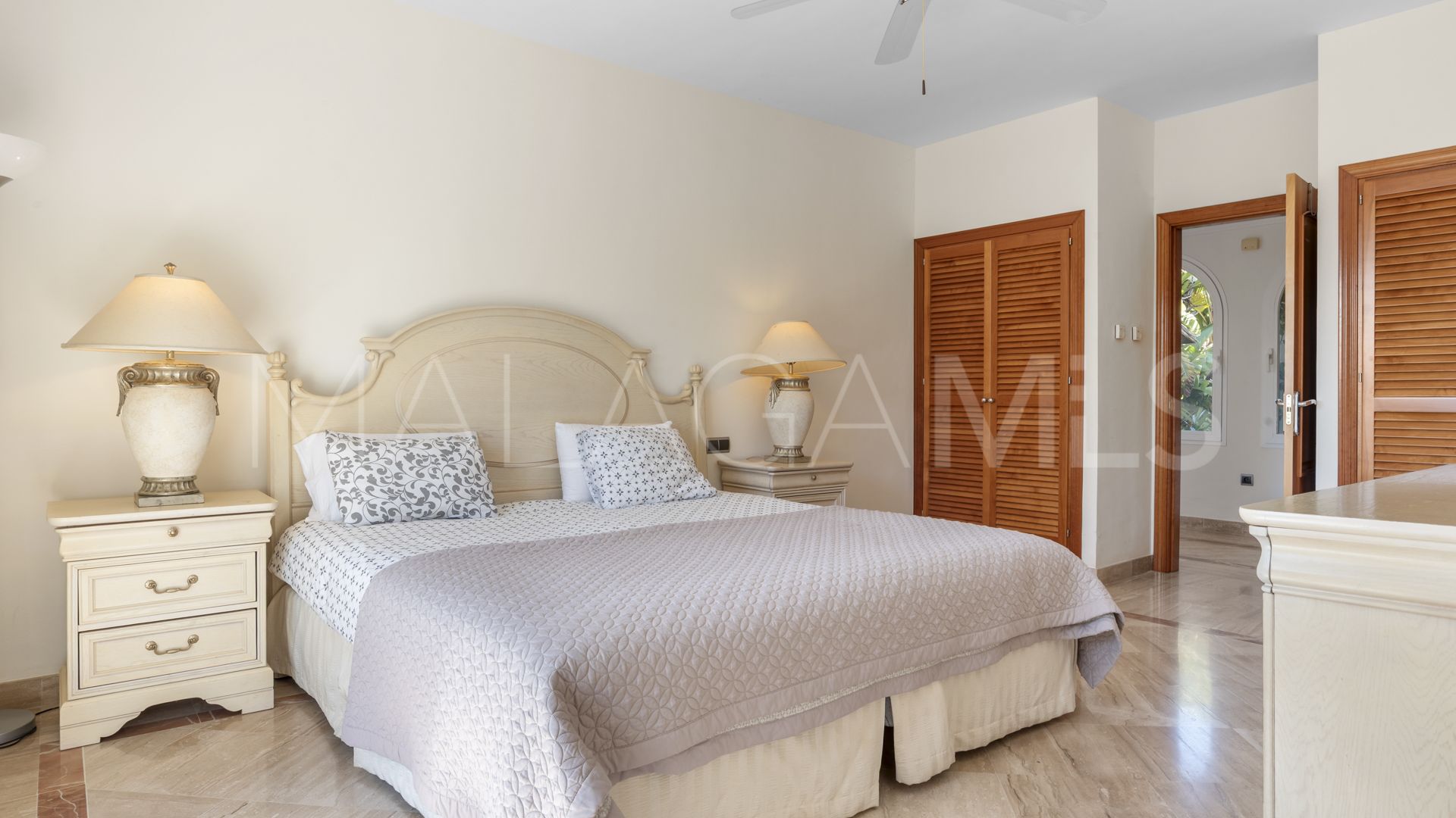 Villa for sale in Puerto del Almendro
