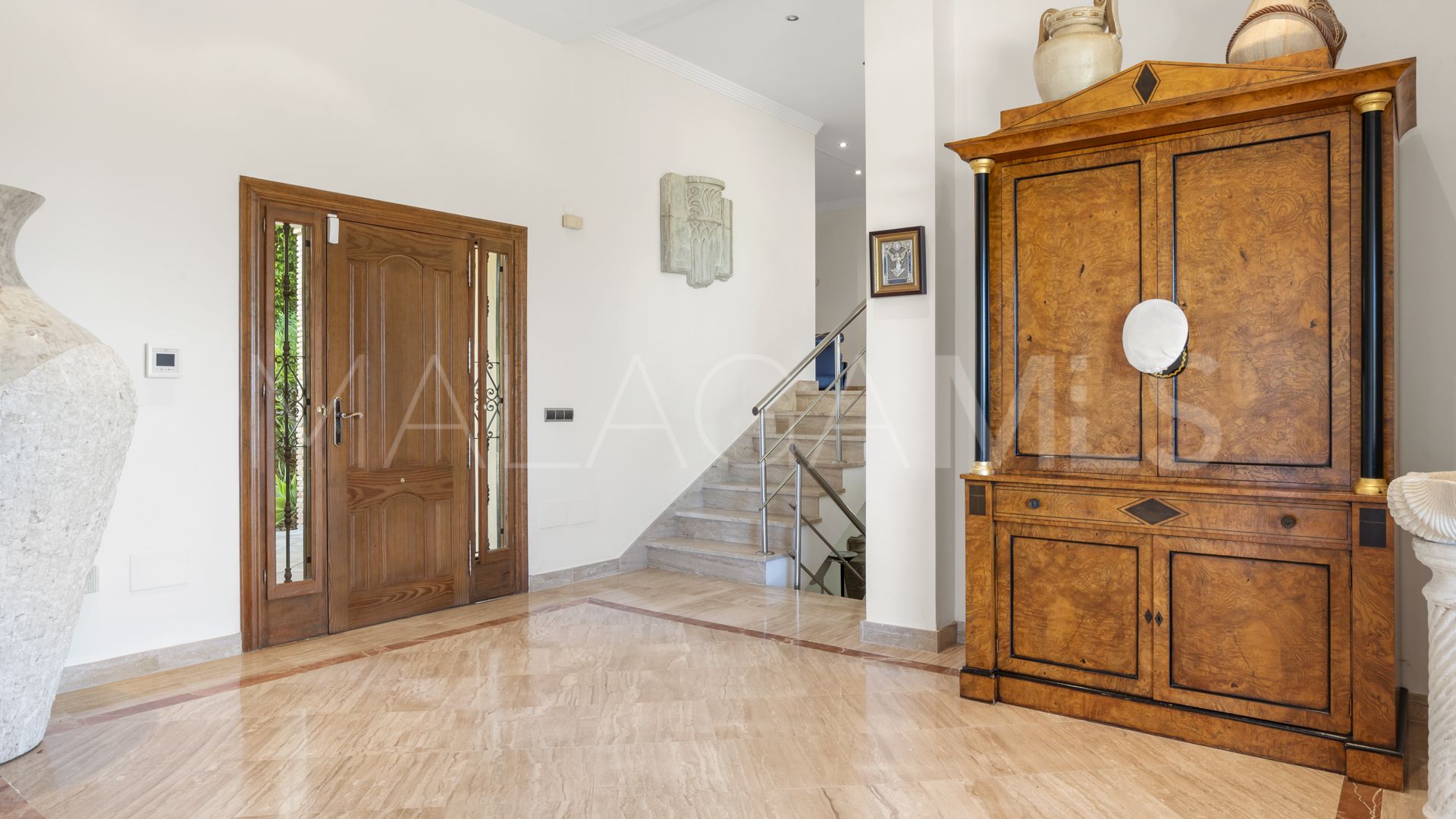 Villa for sale in Puerto del Almendro