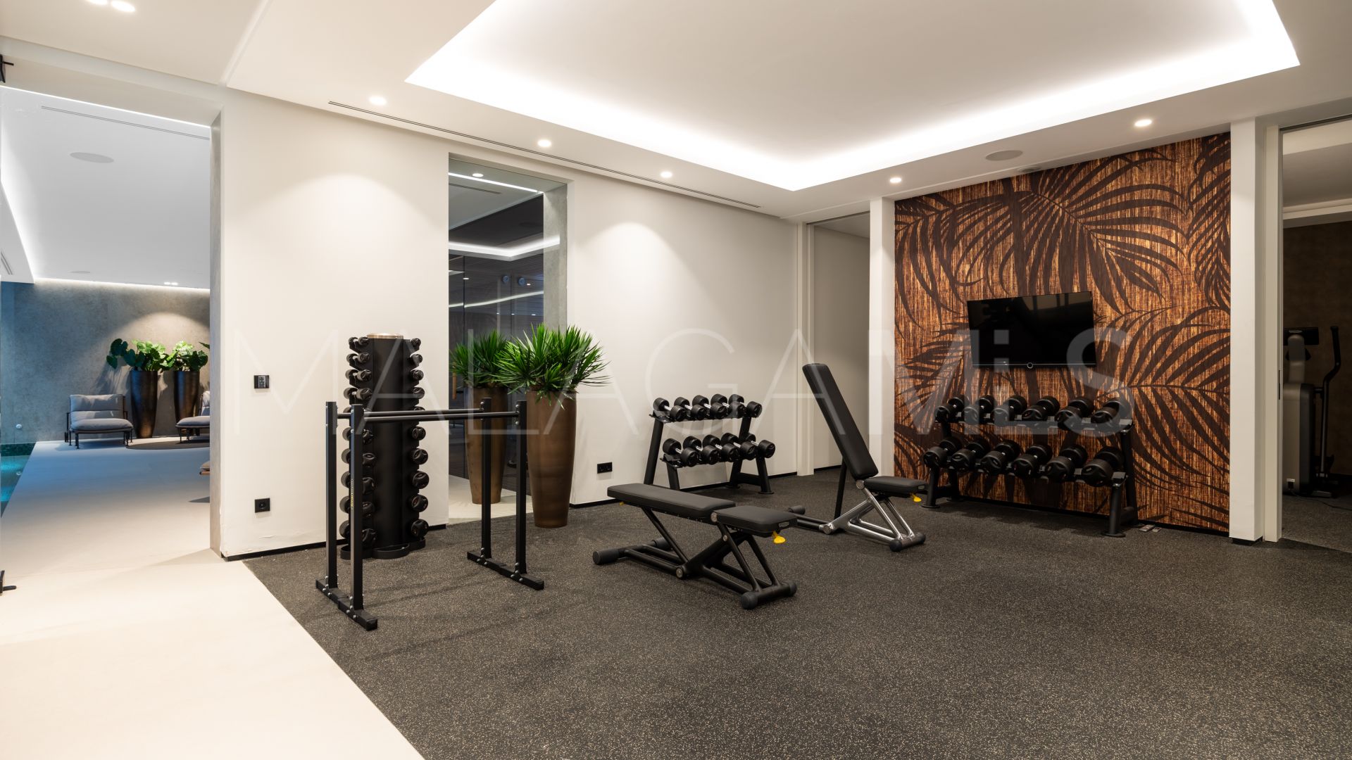 El Madroñal 7 bedrooms villa for sale