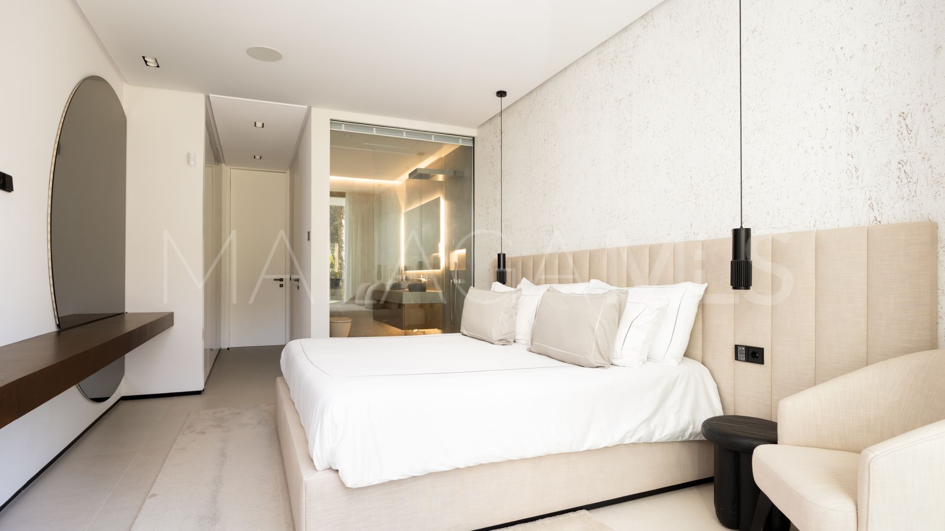 El Madroñal 7 bedrooms villa for sale