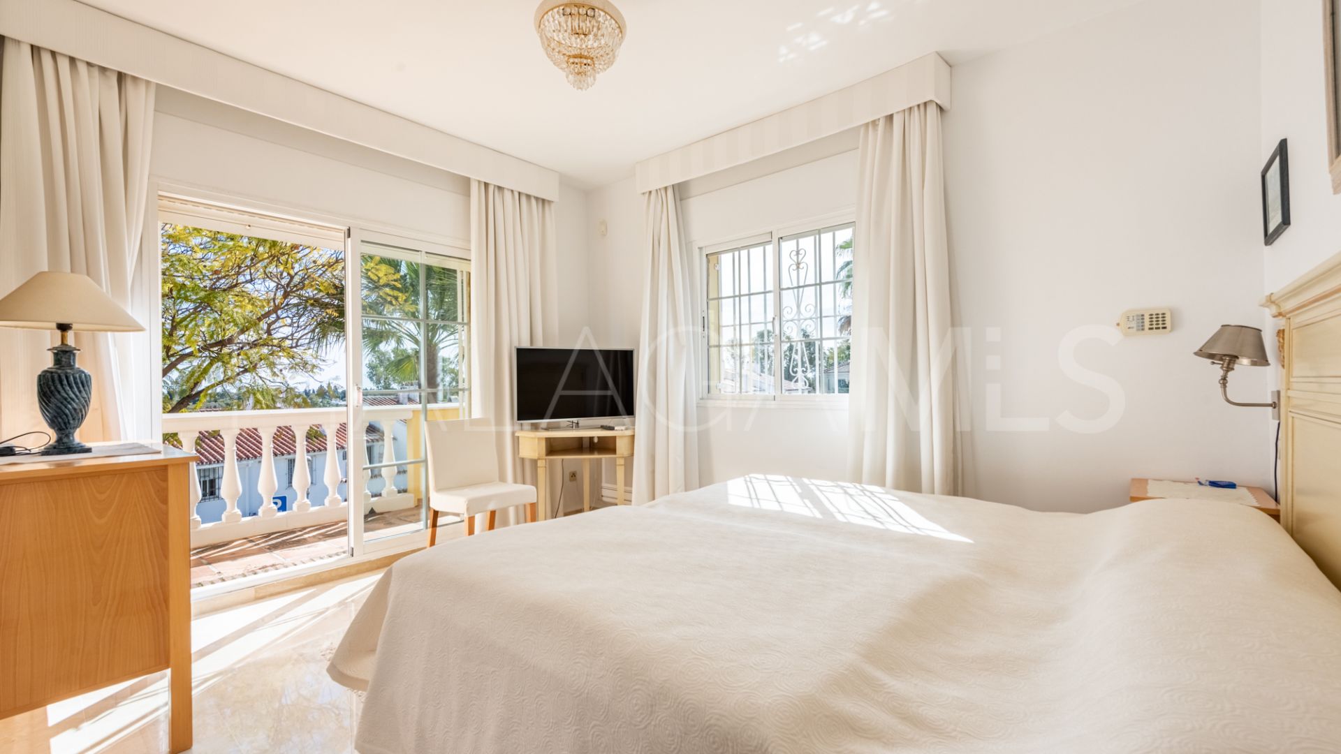 Villa for sale in Monte Biarritz