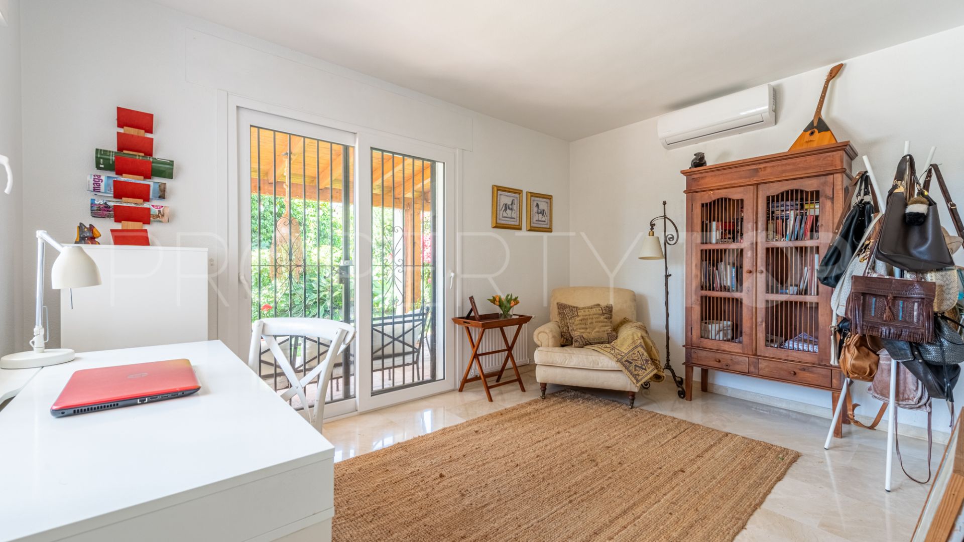 4 bedrooms villa in El Pilar for sale