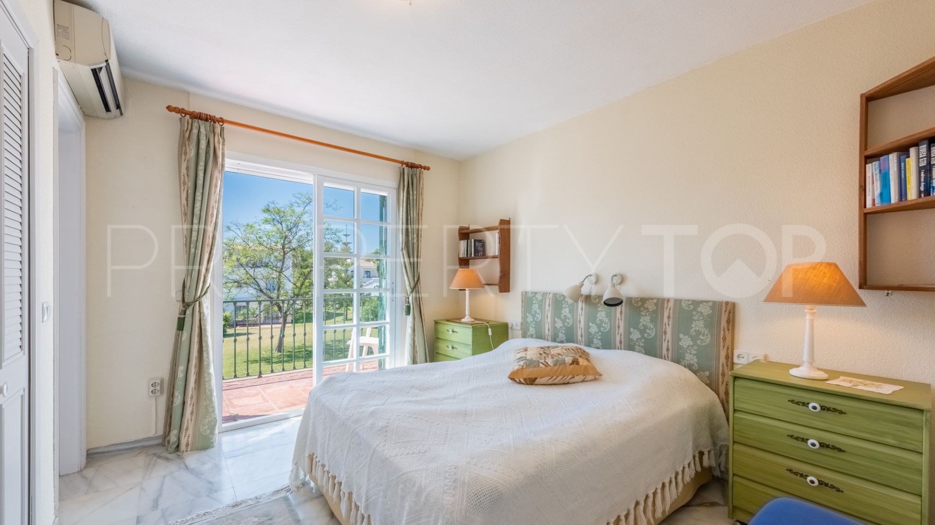 Buy Monte Biarritz town house with 4 bedrooms