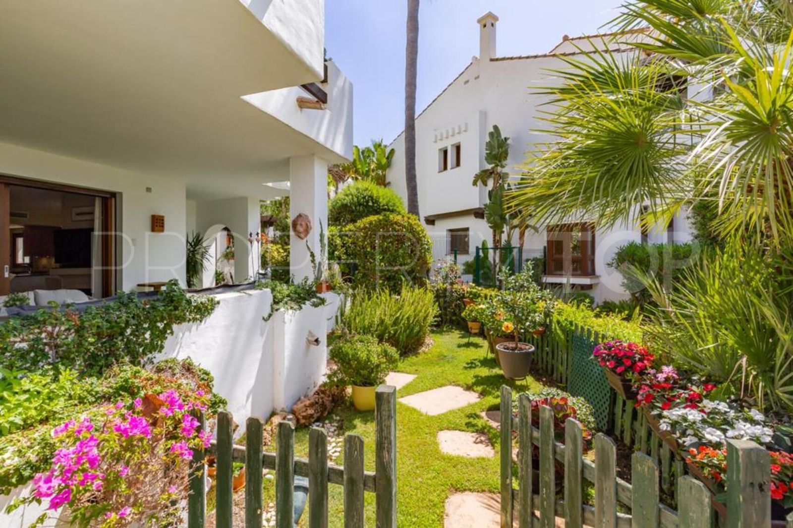 4 bedrooms Mirador del Paraiso town house for sale