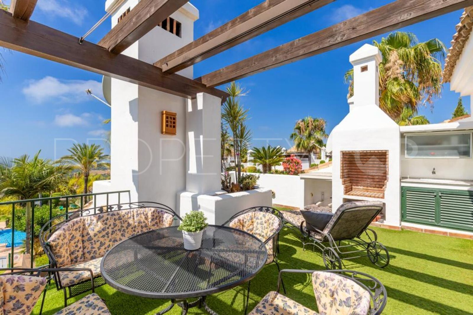 4 bedrooms Mirador del Paraiso town house for sale