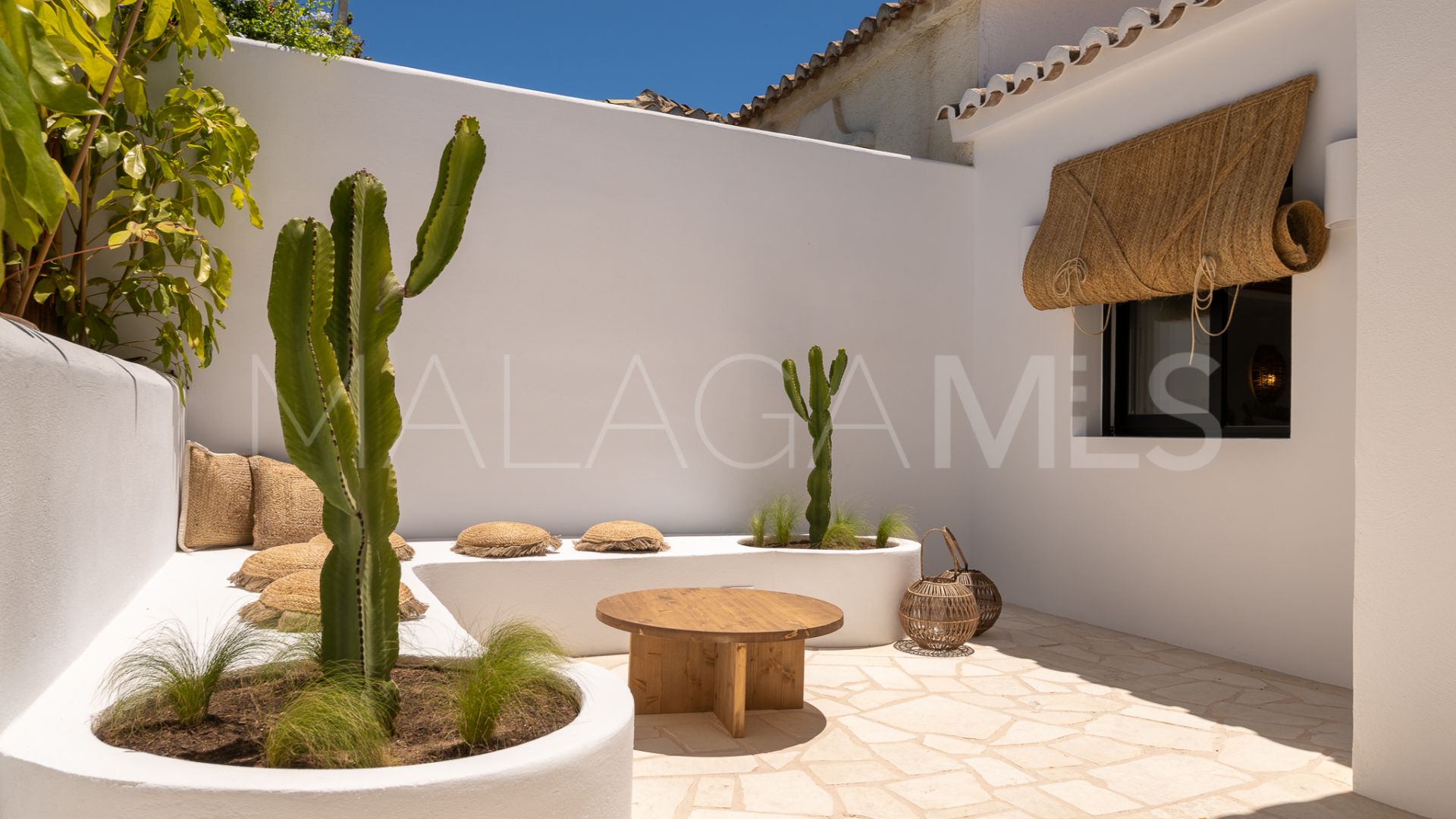 Villa for sale in Sitio de Calahonda