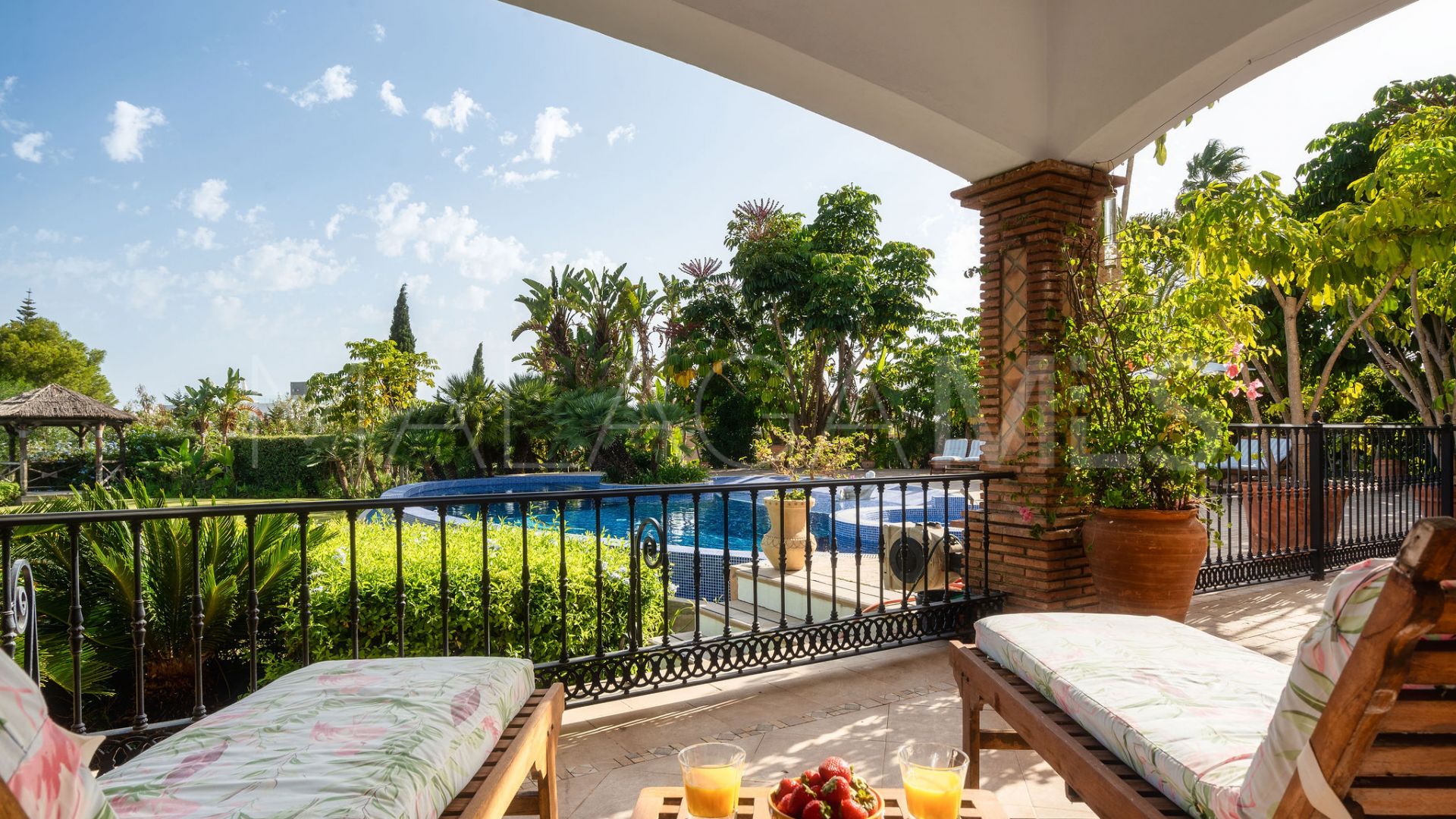 Villa a la venta in Paraiso Alto