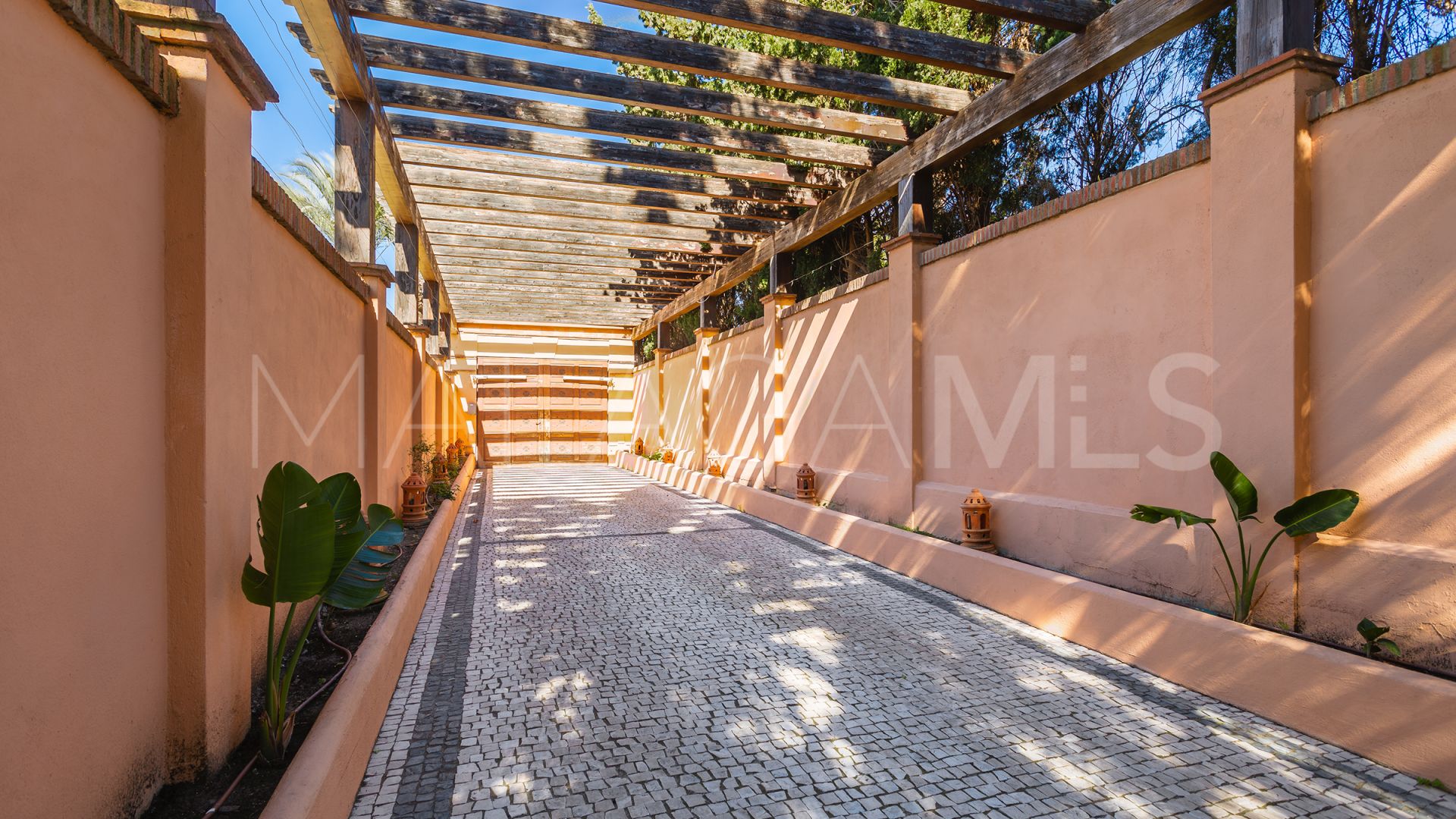 Beach Side New Golden Mile, villa for sale de 8 bedrooms