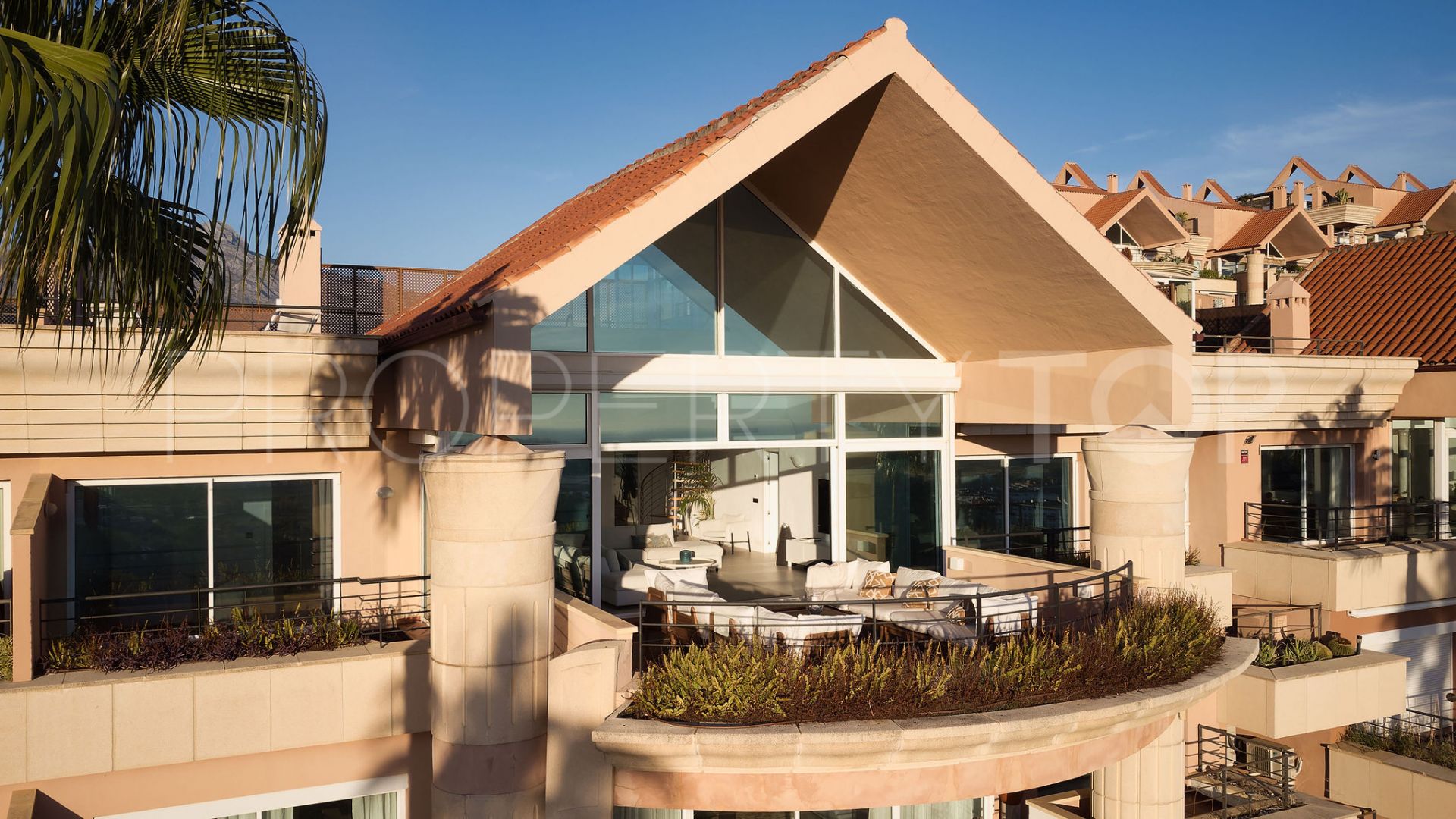 Penthouse for sale in Magna Marbella