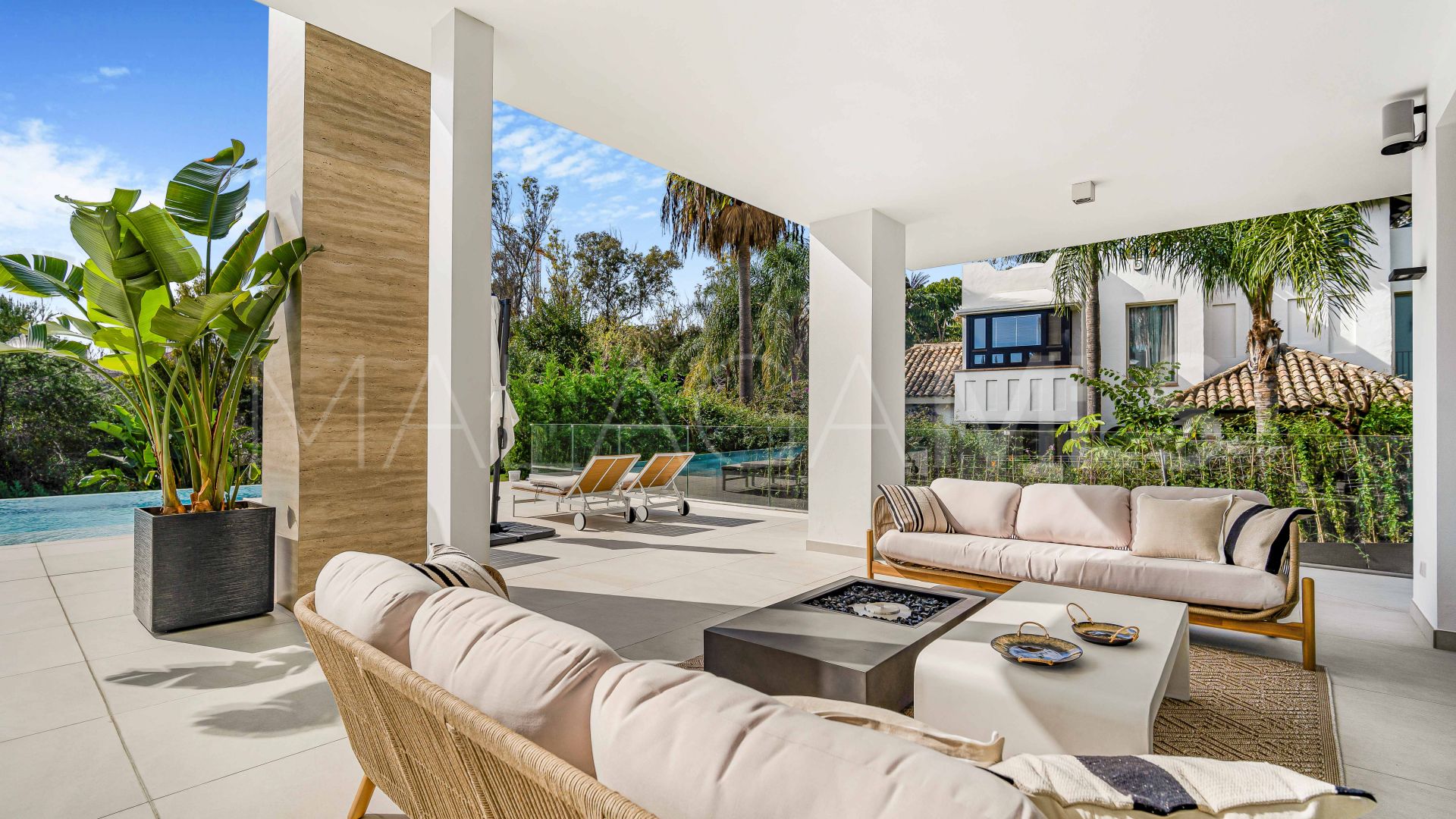 Villa with 6 bedrooms for sale in Altos de Puente Romano