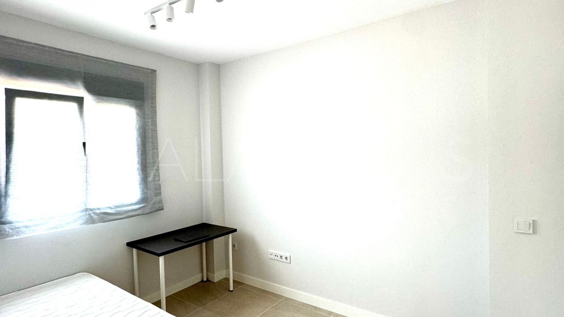 Apartment for sale in Las Joyas with 3 bedrooms