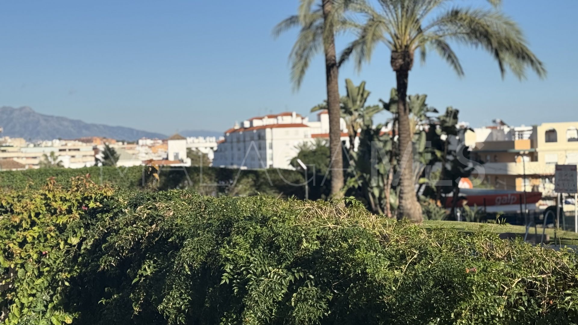 For sale apartment in Estepona Town