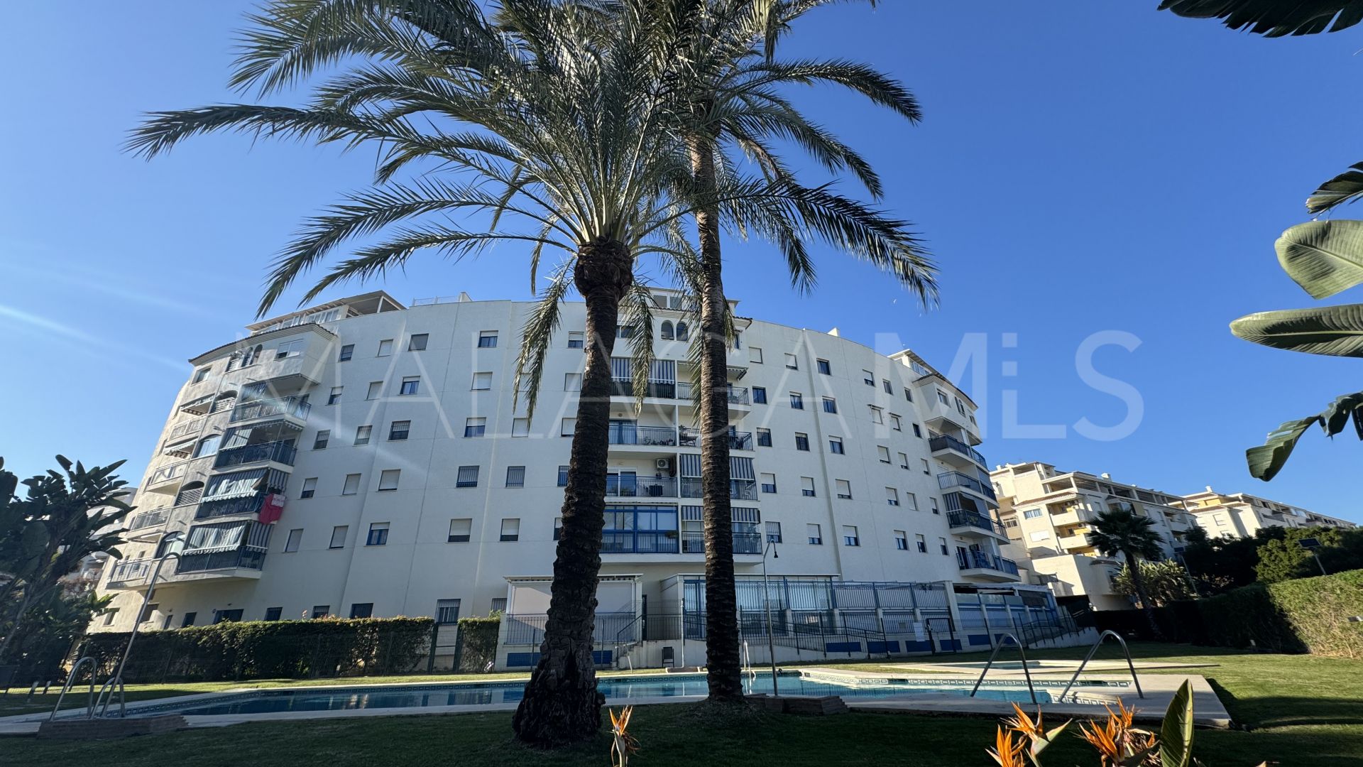 For sale apartment in Estepona Town