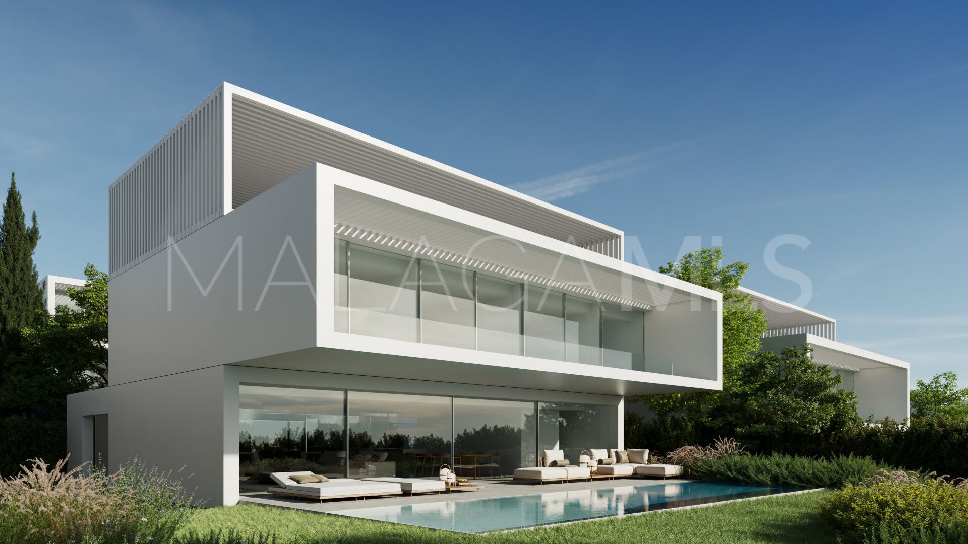 Villa for sale in Estepona Golf