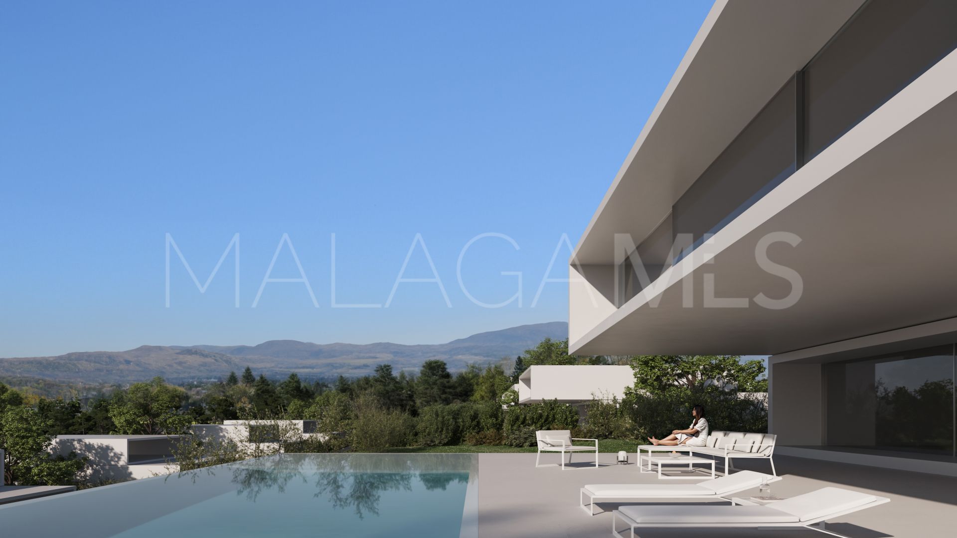 Villa for sale in Estepona Golf