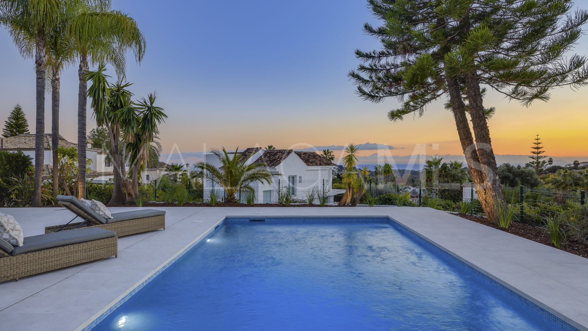 5 bedrooms Altos del Paraiso villa for sale