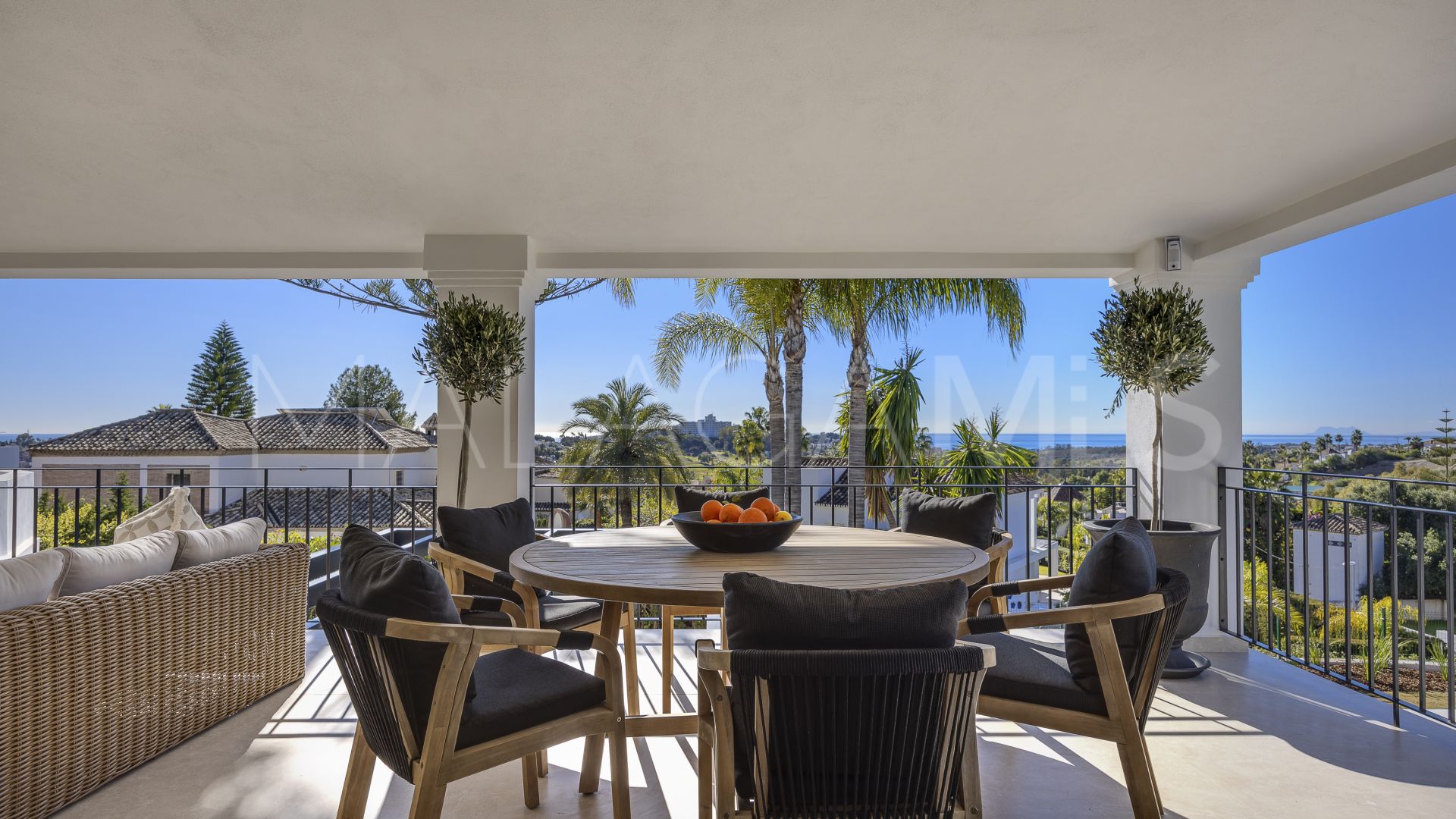 5 bedrooms Altos del Paraiso villa for sale