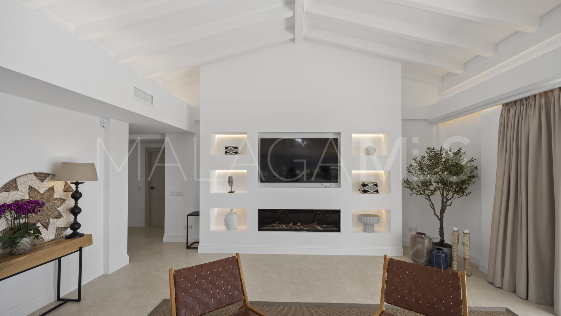 5 bedrooms Altos del Paraiso villa for sale