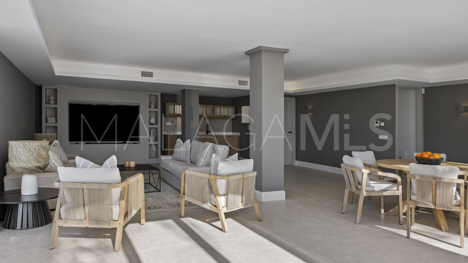 5 bedrooms Altos del Paraiso villa for sale