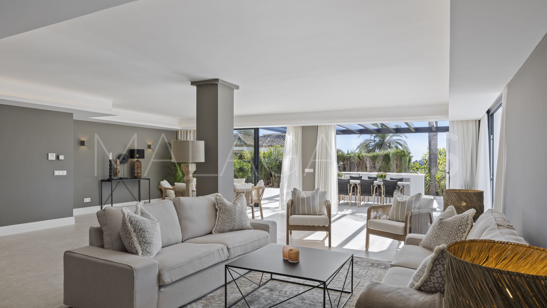 5 bedrooms Altos del Paraiso villa for sale