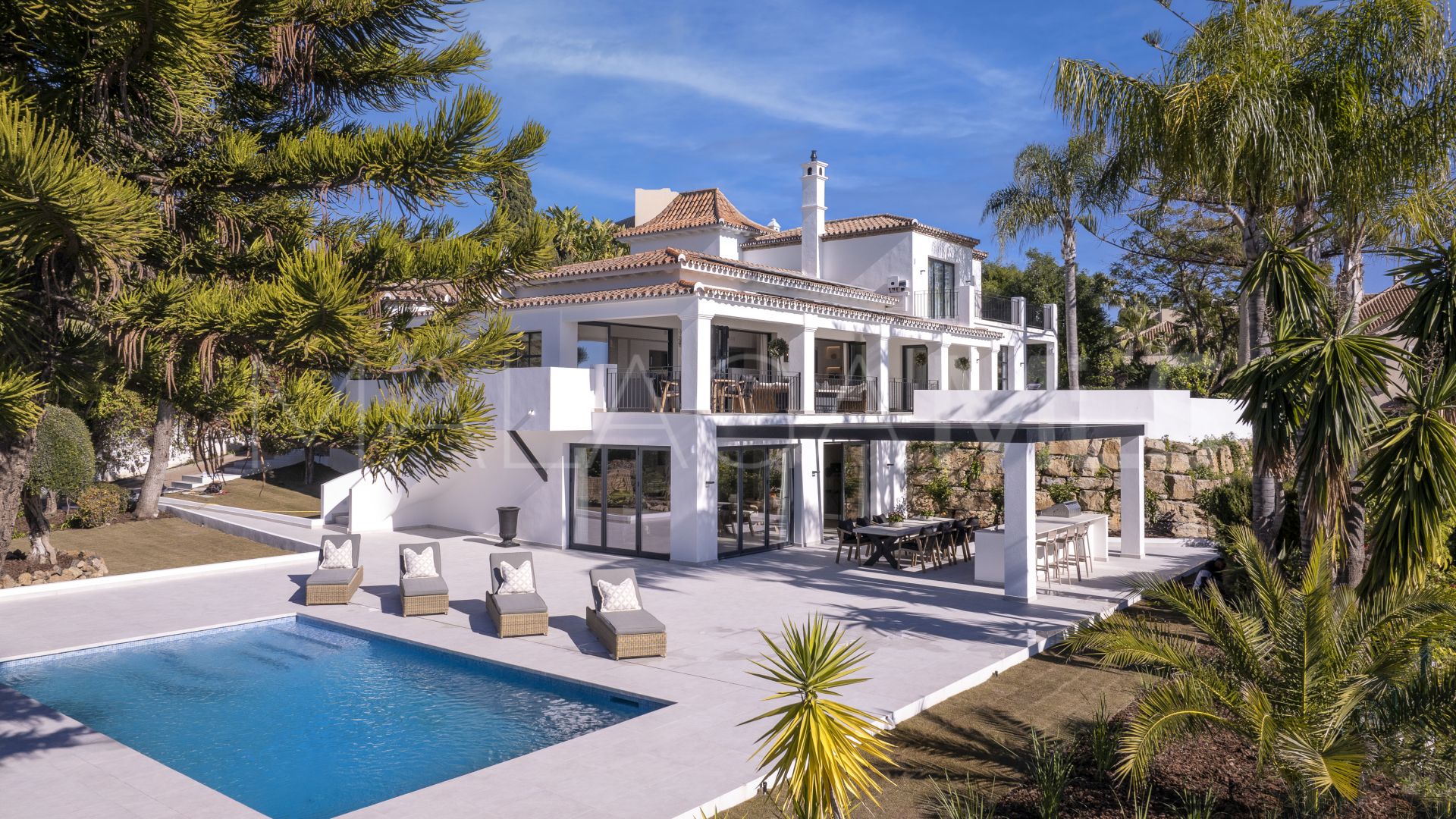 5 bedrooms Altos del Paraiso villa for sale