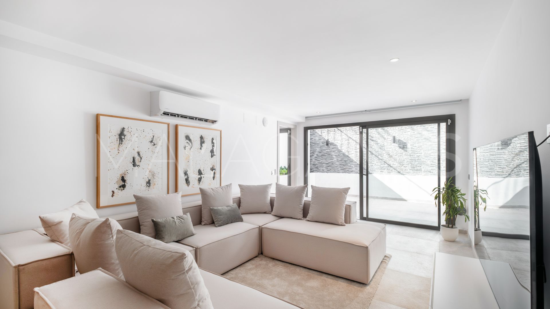 Villa for sale in Huerta Belón