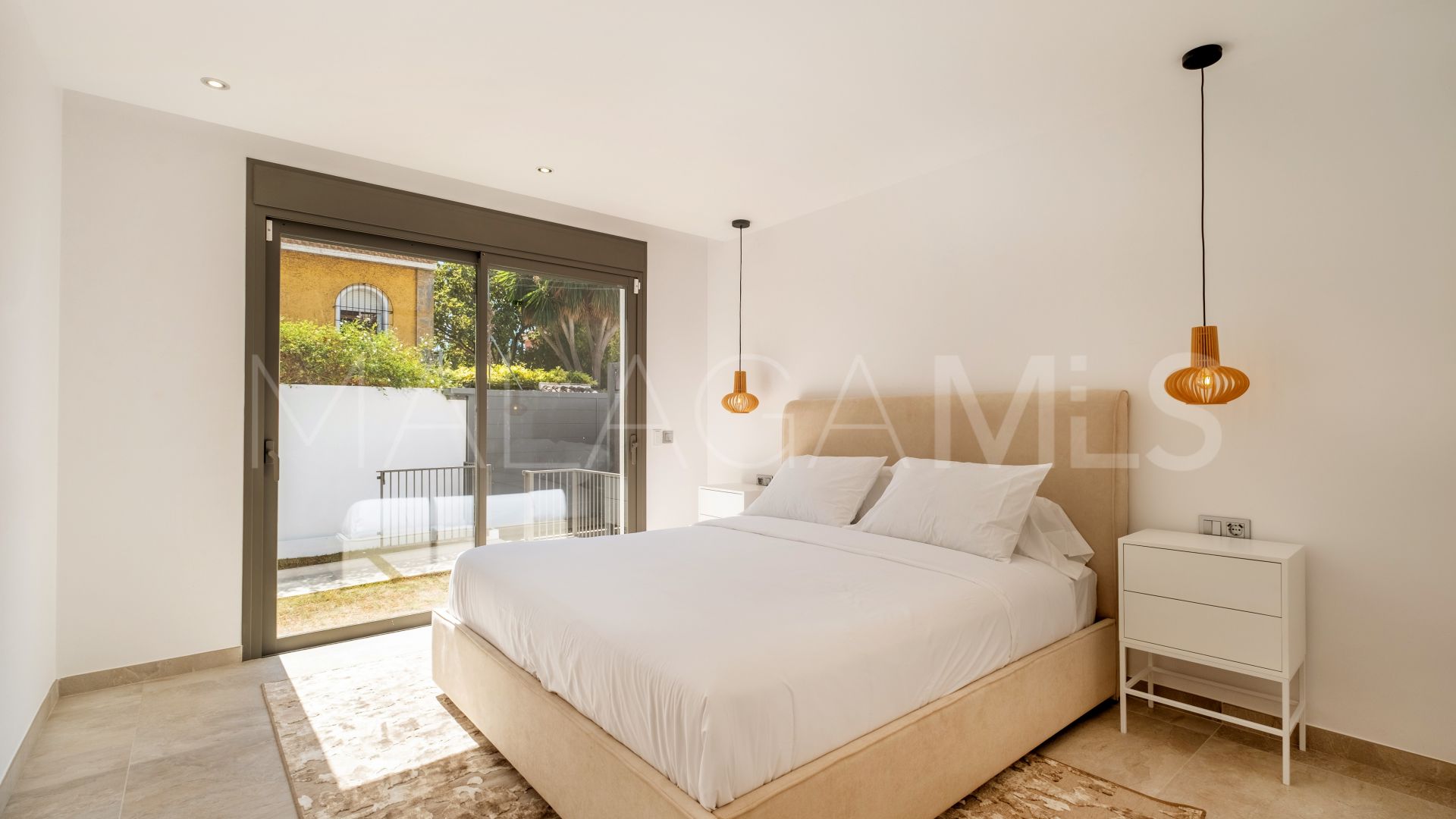 Villa for sale in Huerta Belón