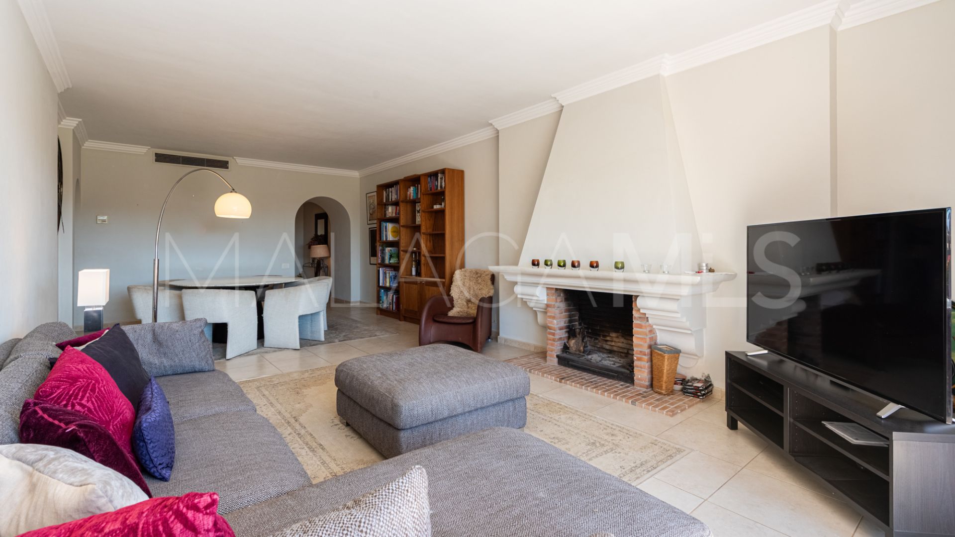 Ático with 2 bedrooms for sale in La Cartuja del Golf